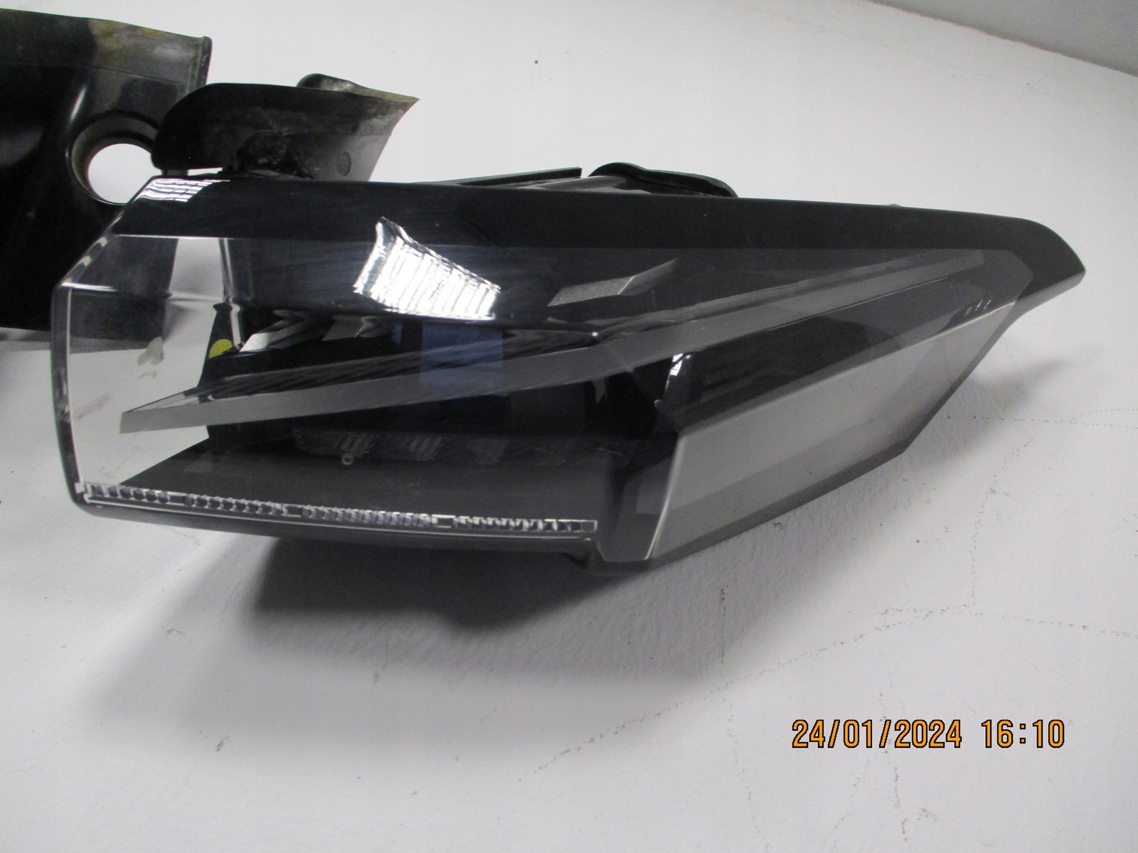 light PEUGEOT 308 T10 408 HB 9835299380 9835299580 right left