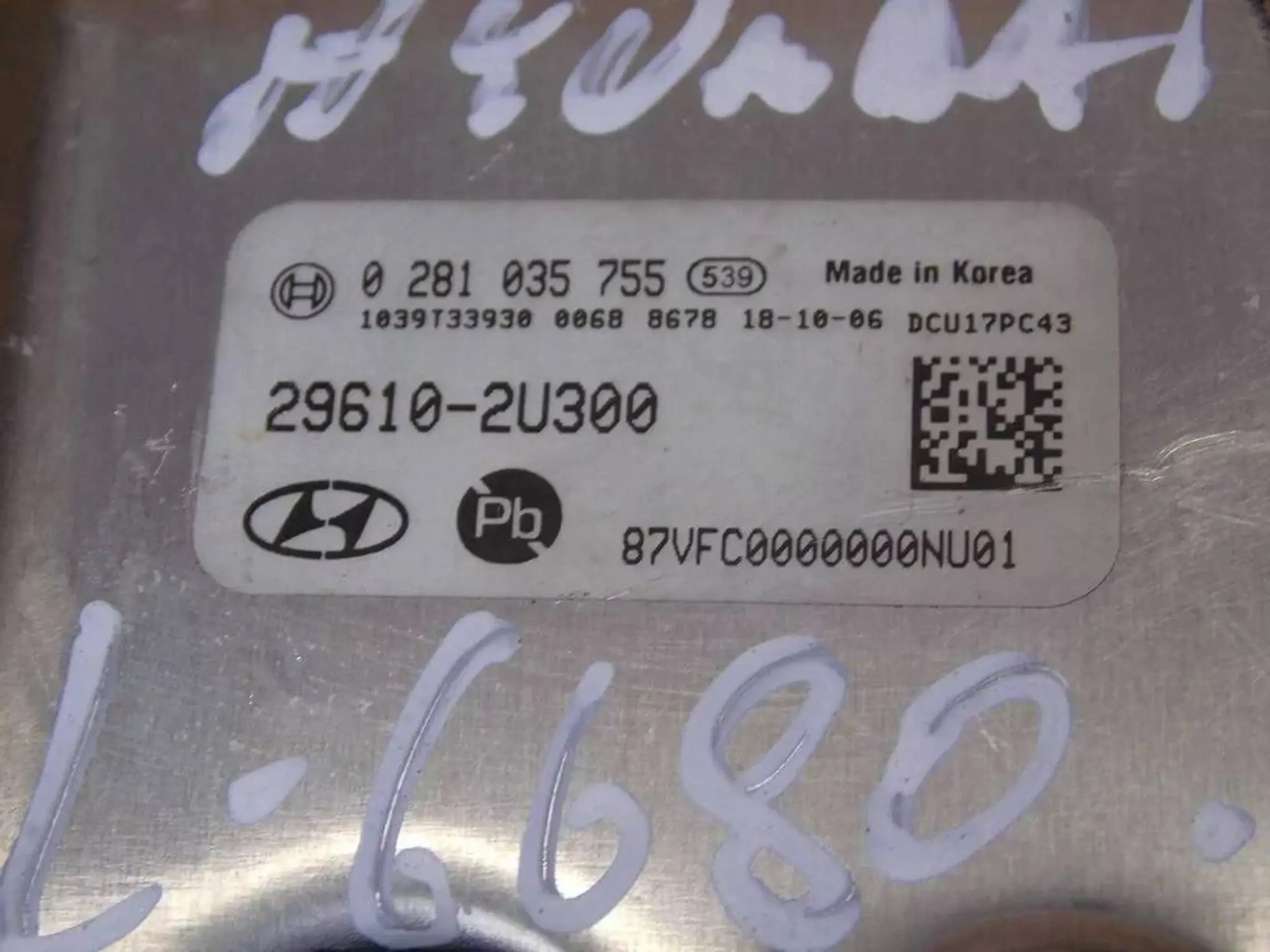 Hyundai i40 CRDI control unit module AdBlue 296102U300 0281035755