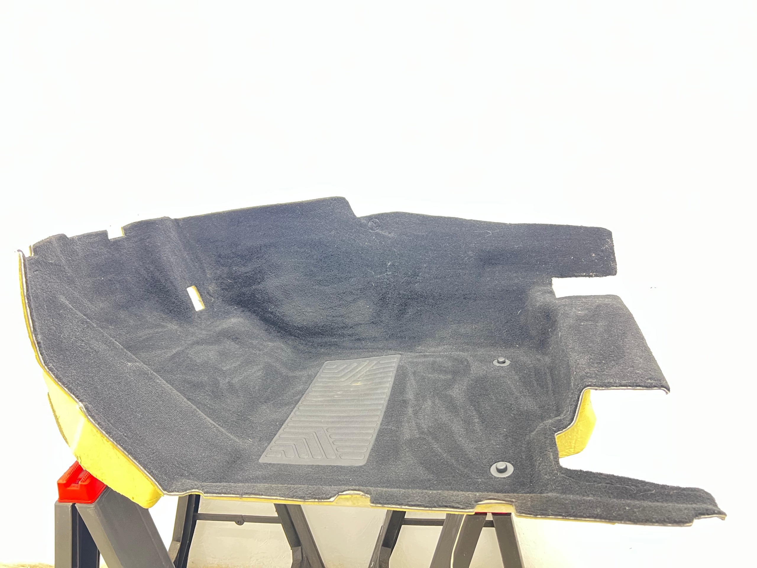 carpet mats front left MERCEDES ML GL GLS X166 A1666800140