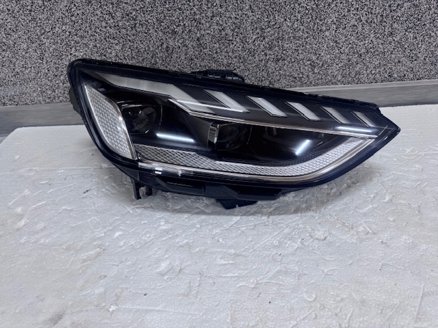 light right Audi A4 8W LIFT Full Led Matrix