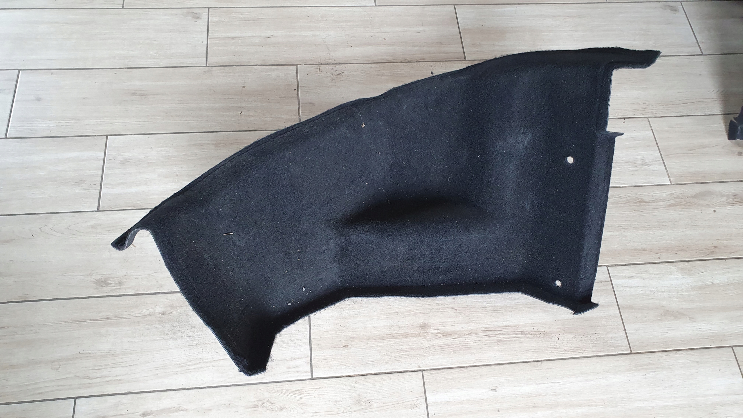 Тесла S 13R обивка багажника левая 1007323-00-E