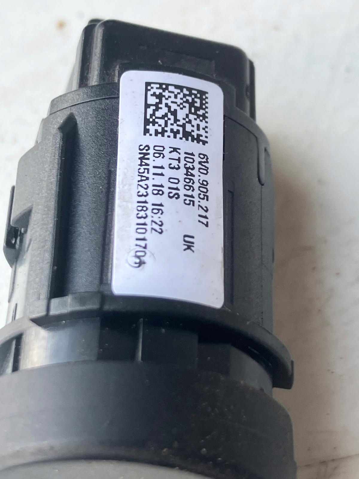 button START STOP SKODA FABIA III 6V0905217