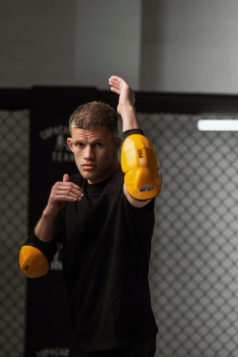 StormCloud chrániče na loktech Combat Žluté S