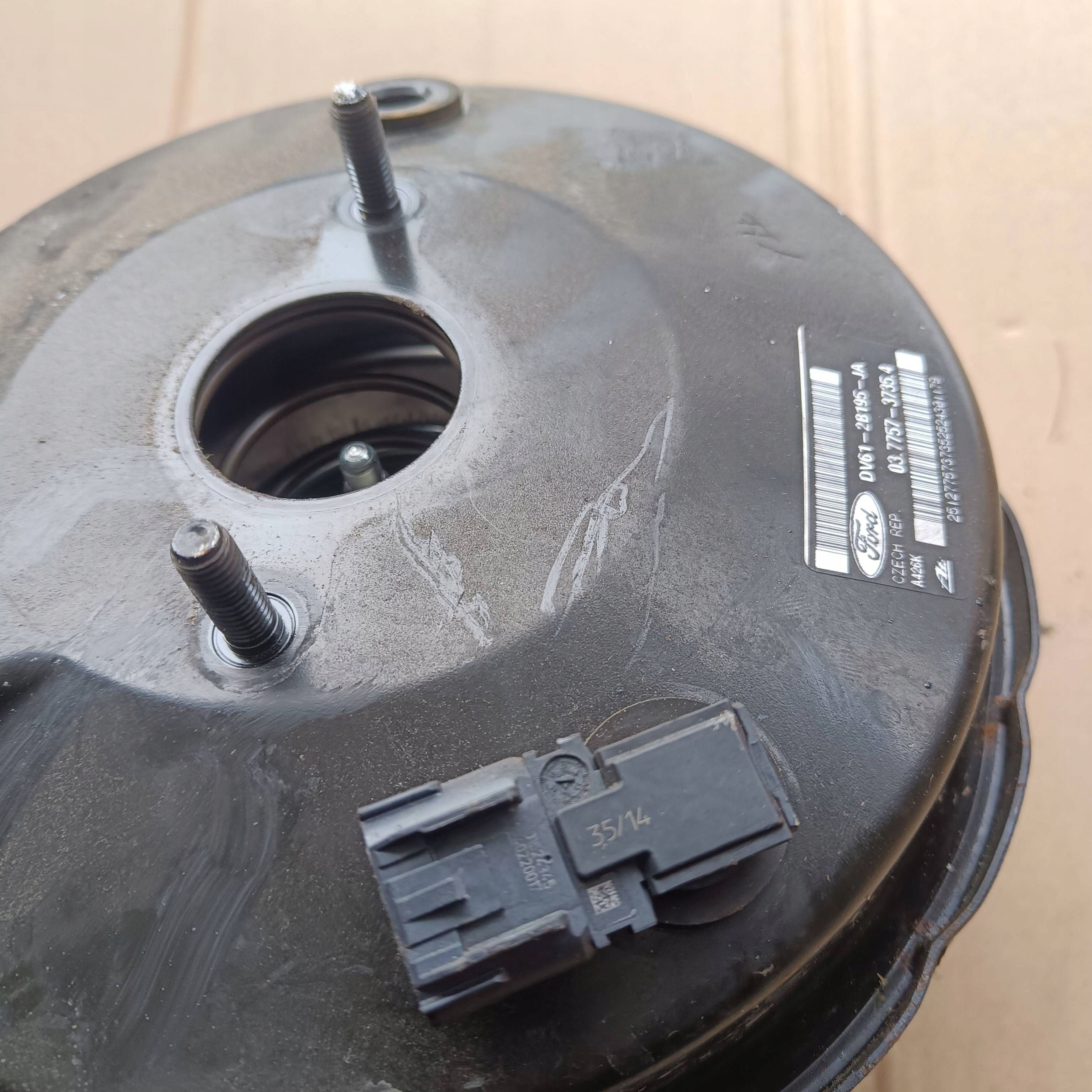 Ford Kuga II MK2 1.6 Essence Servo Frein