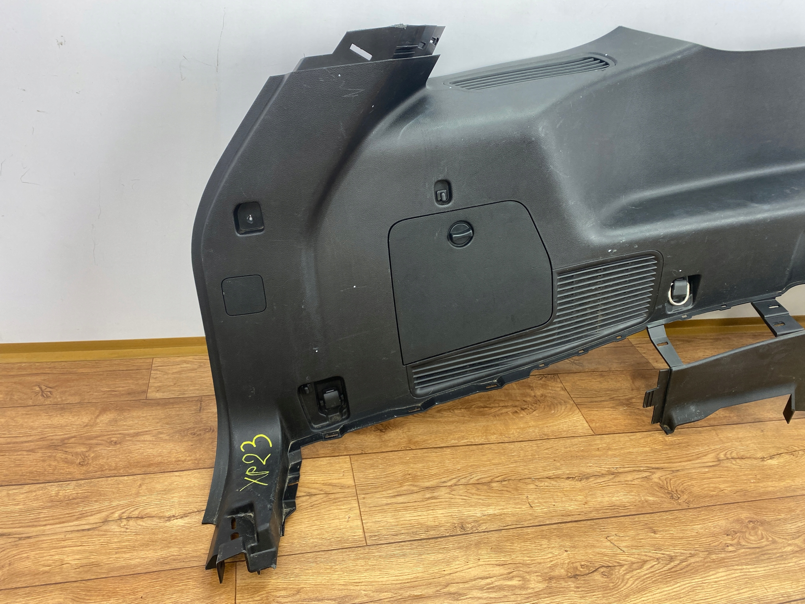 boot upholstery left Ford Explorer MK6 2020+ USA