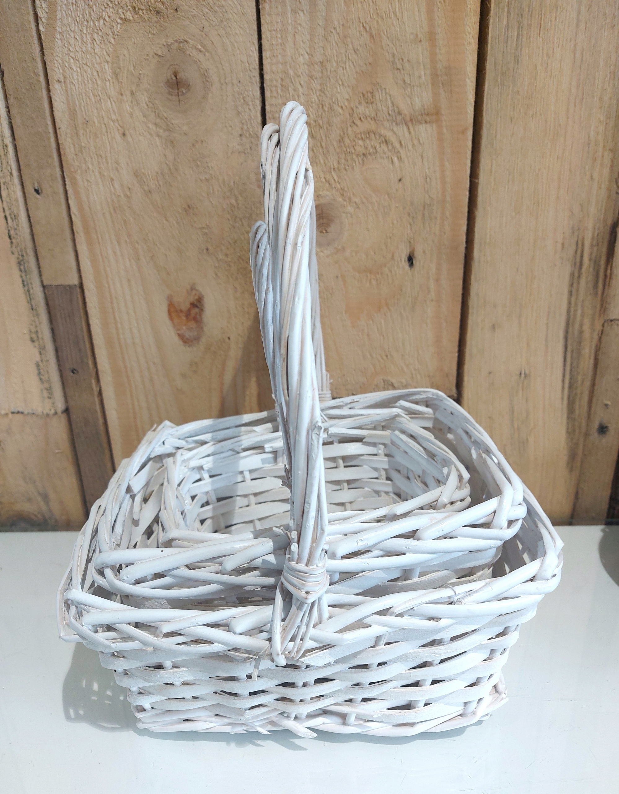 KOSZYK KOSZ PREZENTOWY WIKLINOWY OSŁONKA NA KWIATY M Maks. szerokość 21 cm