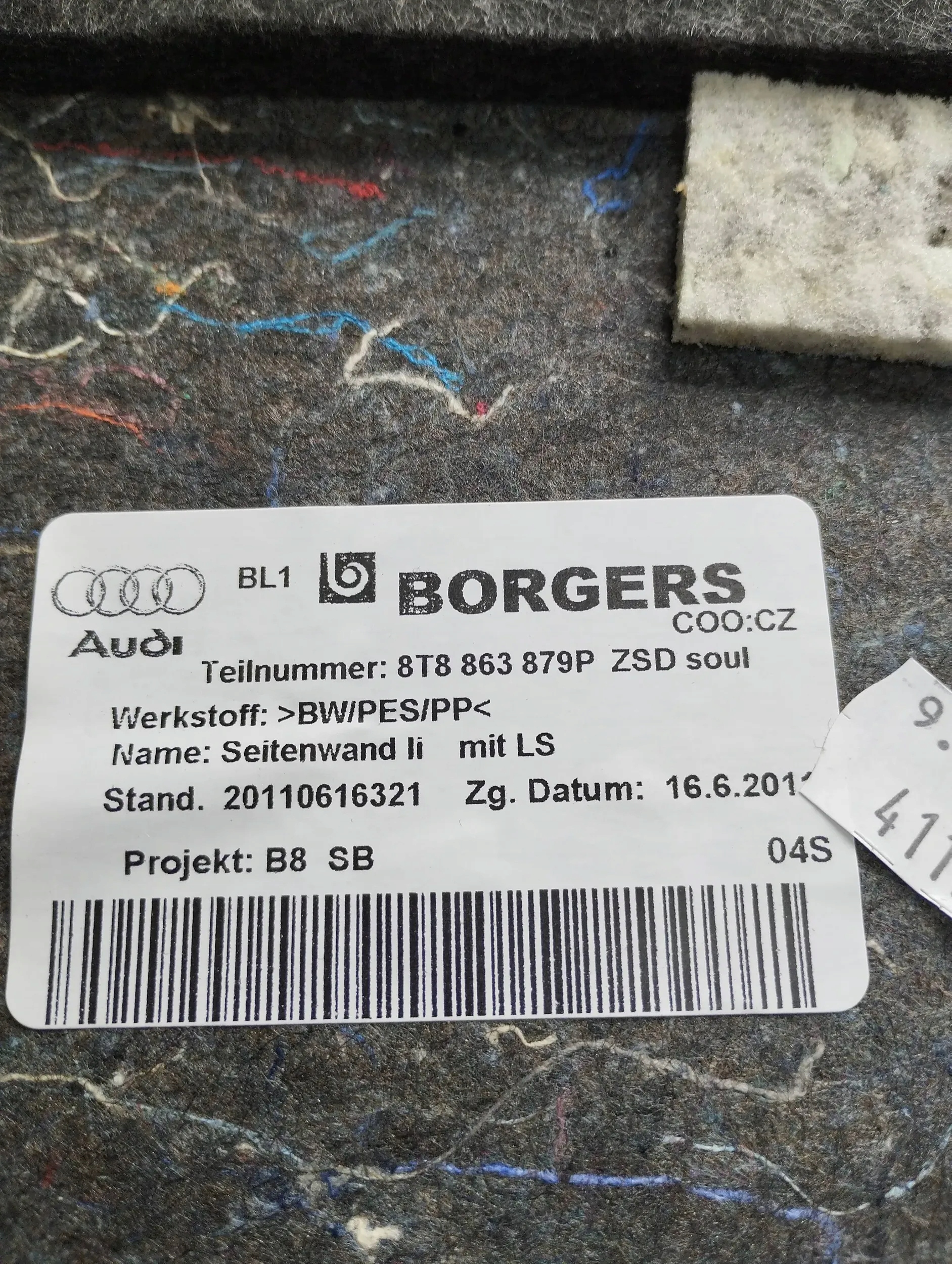 Audi A5 Sportback 8TA boot upholstery left 8T8863879P