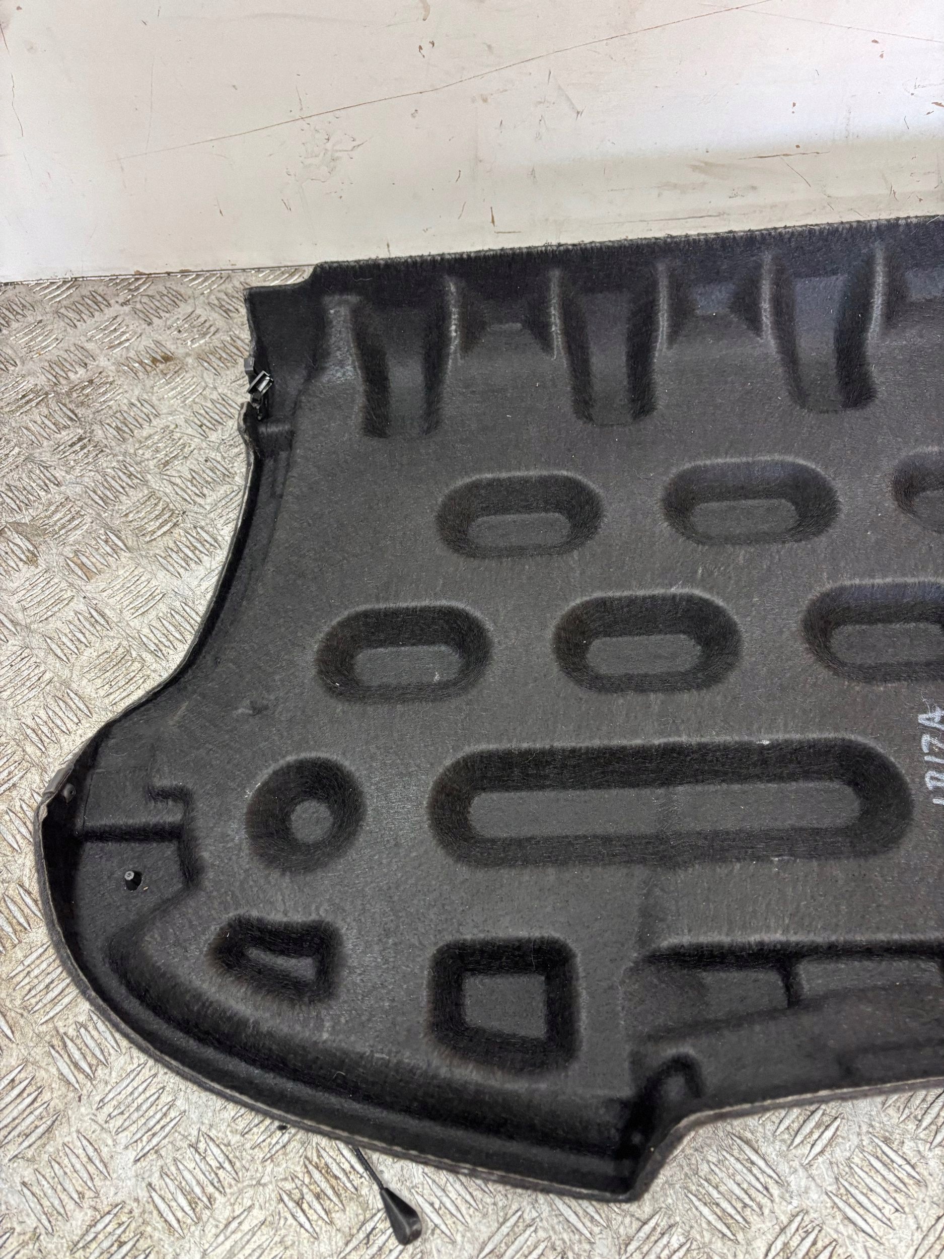 plato rear boot SEAT IBIZA 6J 5D 09- 6J4867769B