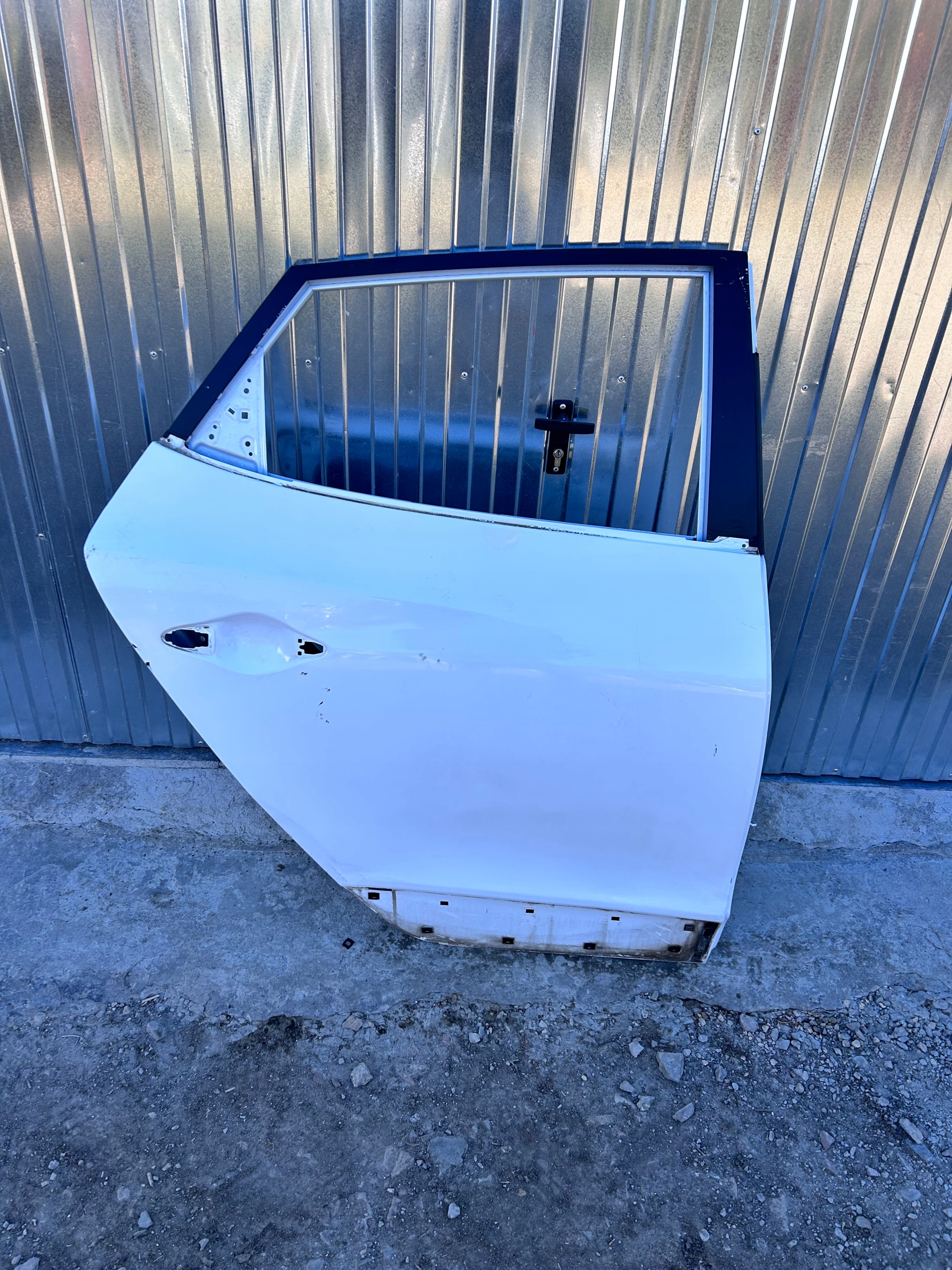 door rear. right HYUNDAI IX 35 NR.0