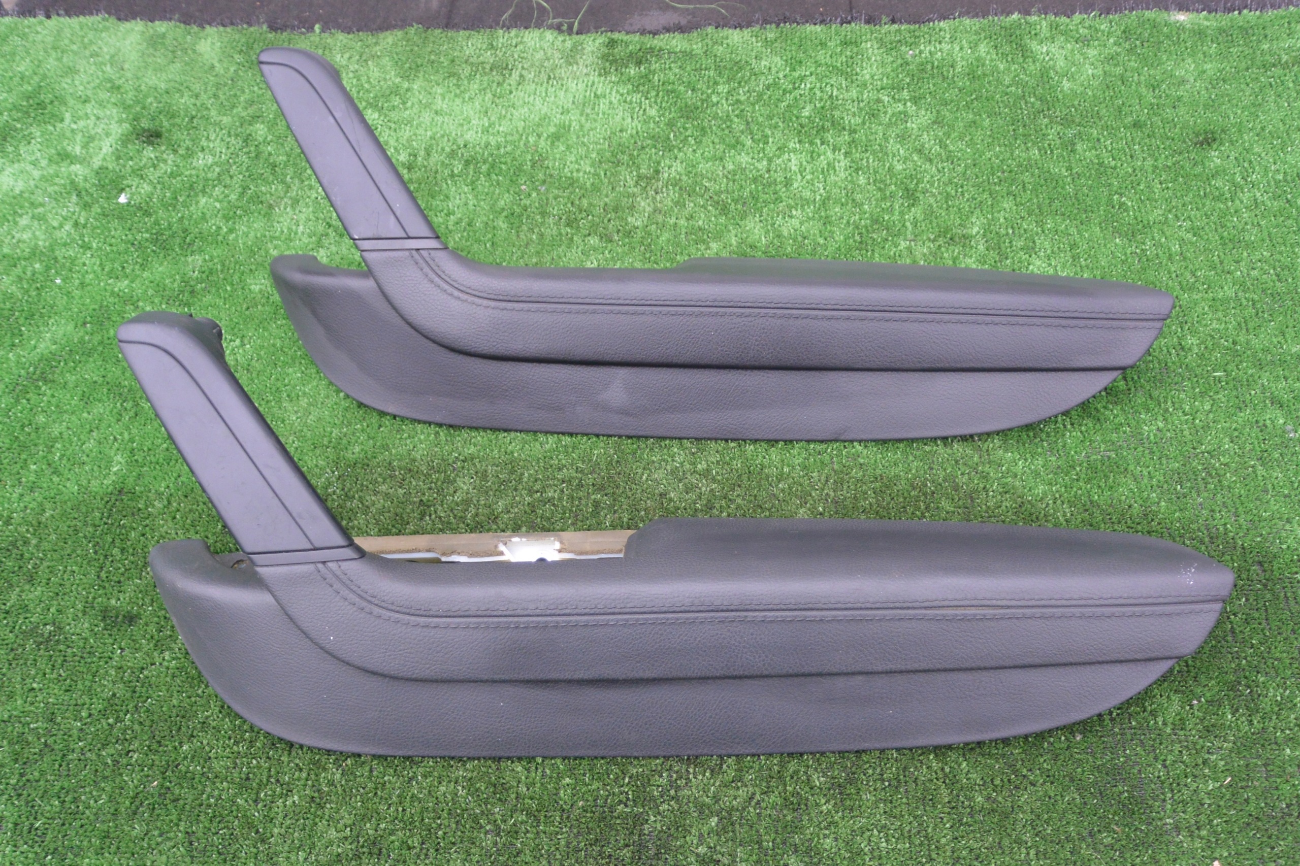 bracket armrest BOCZKA upholstery door right front VW PASSAT CC leather