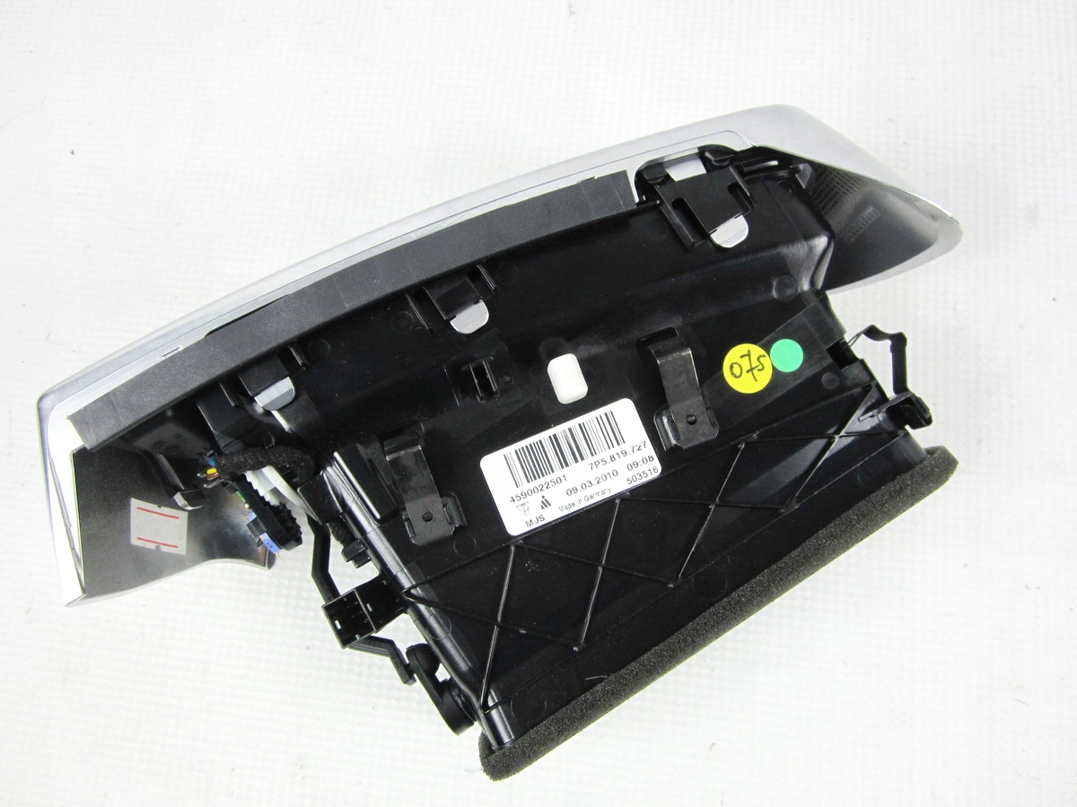 grid air conditioning devices central left Porsche Cayenne S II 958 7P5 92A