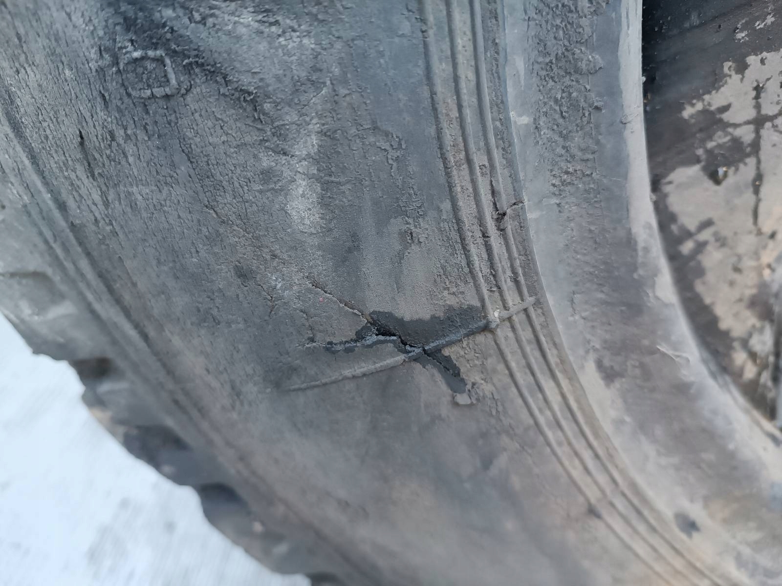 OPONA + DĘTKA + FARTUCH 8.25 R20 STOMIL Szerokość opony inna