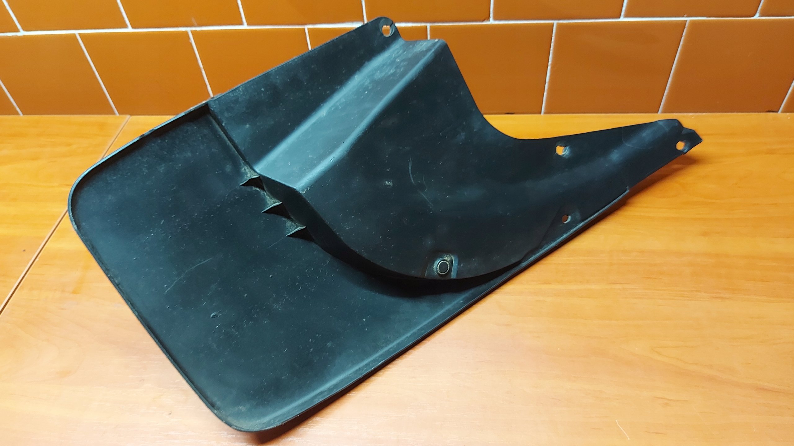 mudguard mudguard flap left rear part TOYOTA LAND CRUISER 150