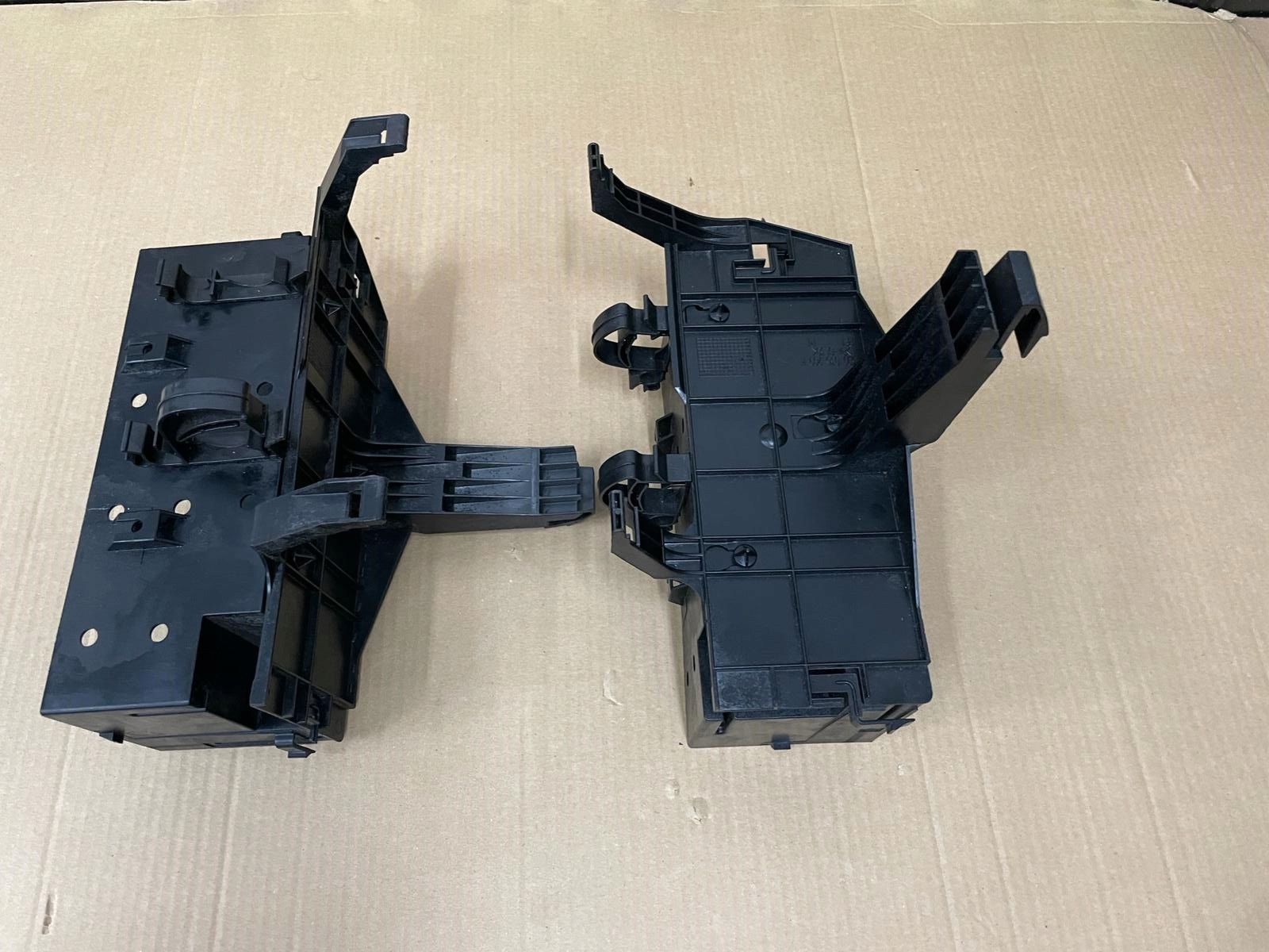 VW PHAETON OBUDOWA SKRZYNKI BEZPIECZNIKÓW 3D0035209F