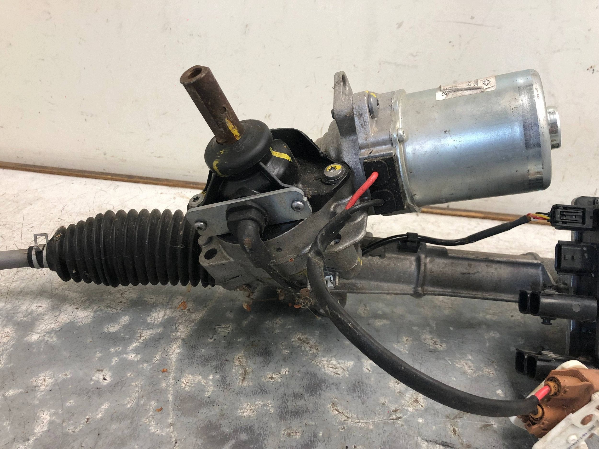 servo control RENAULT TWINGO III 490017553R 6700003722
