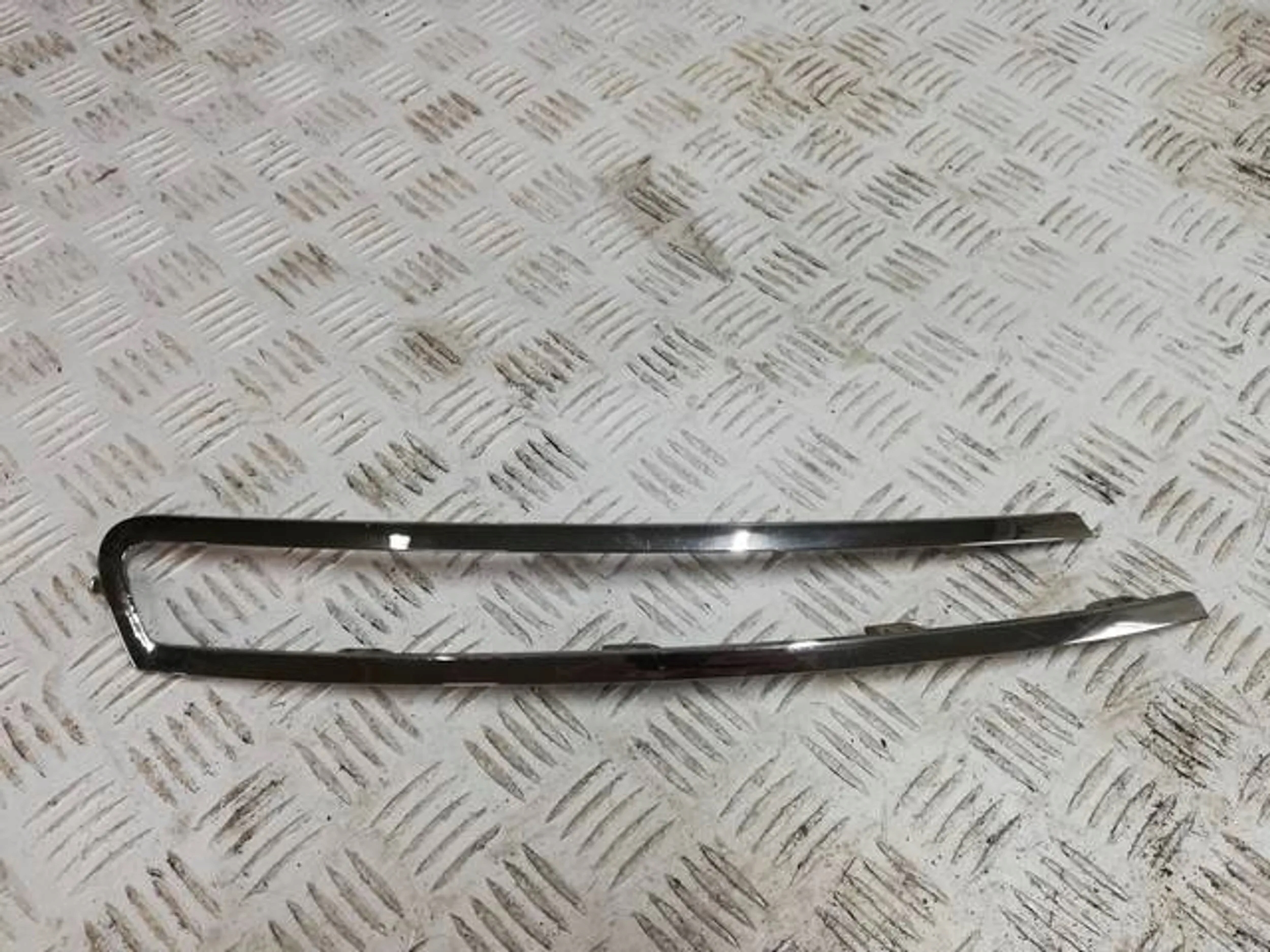 RAMKA CHROM LED C5 AIRCROSS 9820295277