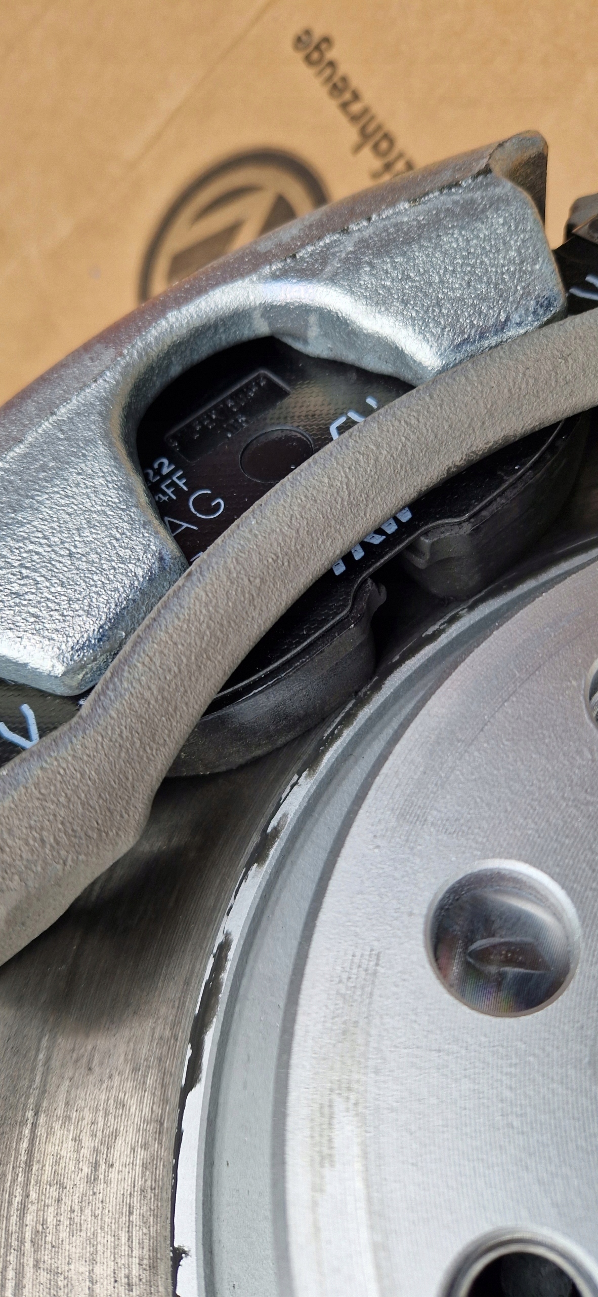 swing caliper disc TIGUAN 2020- 1.5 TSI new