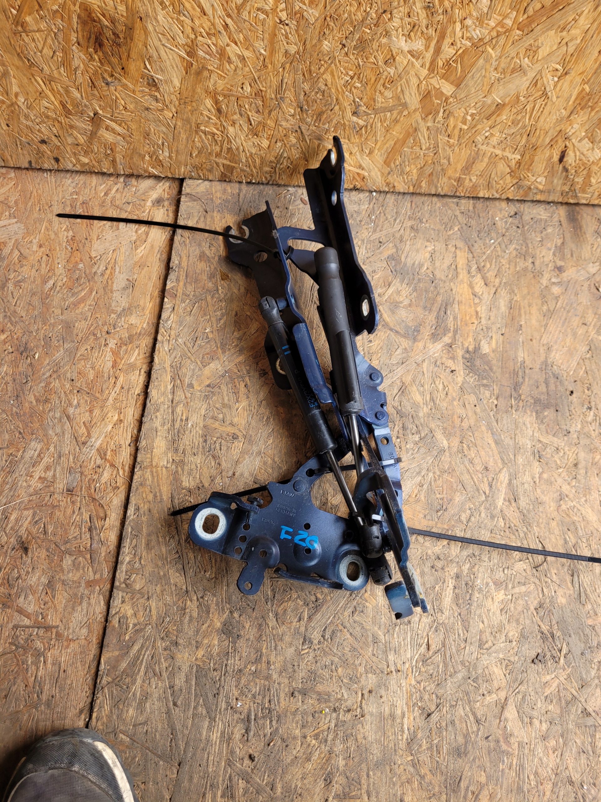 Cerniere cofano KOMPLET BMW 1 F20 LIFT