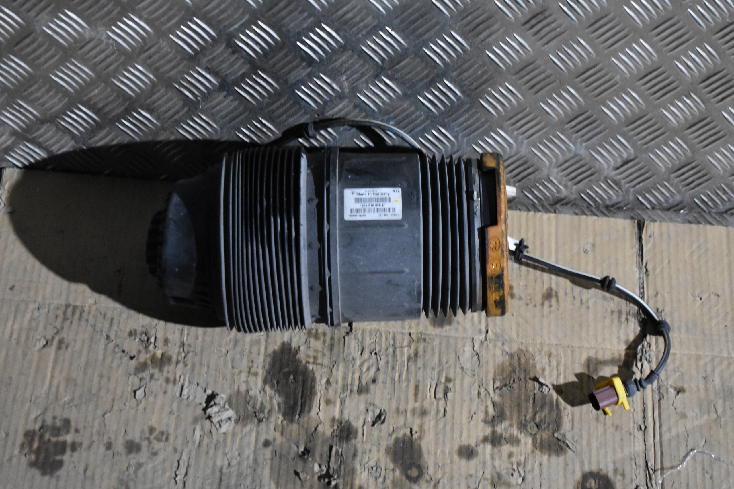 IDEALNY MIECH airbag rear right PORSCHE PANAMERA 971 1