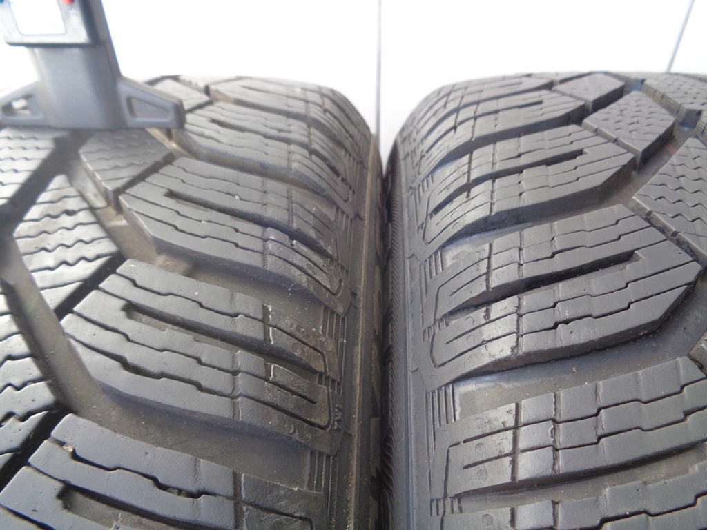 2x Zimowe SEMPERIT MASTER GRIP2 215/60R16 99H 8,5mm EAN (GTIN) 4024067747742