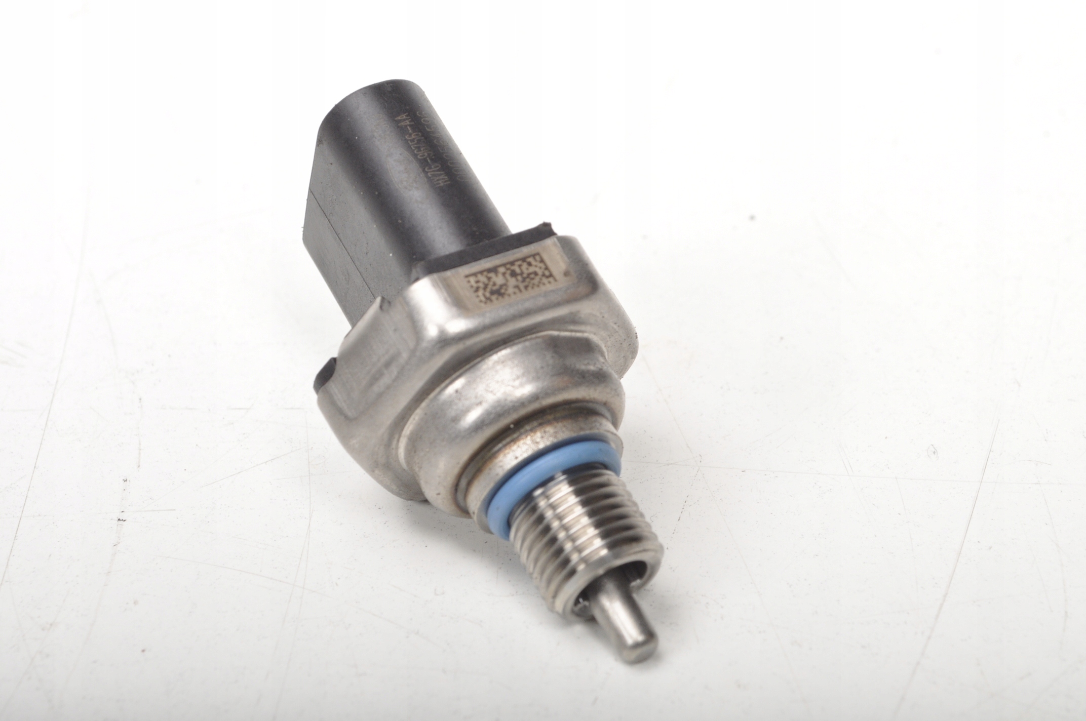 FORD FIESTA MK8 1 5 ST CZUJNIK CISNIENIA PALIWA Part manufacturer inny