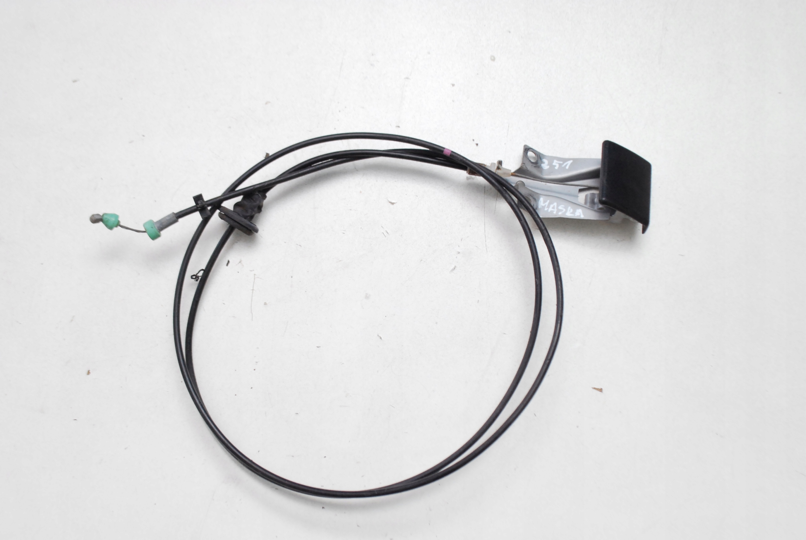 Linka Ciegno Otwierania Maski Nissan Murano Z51