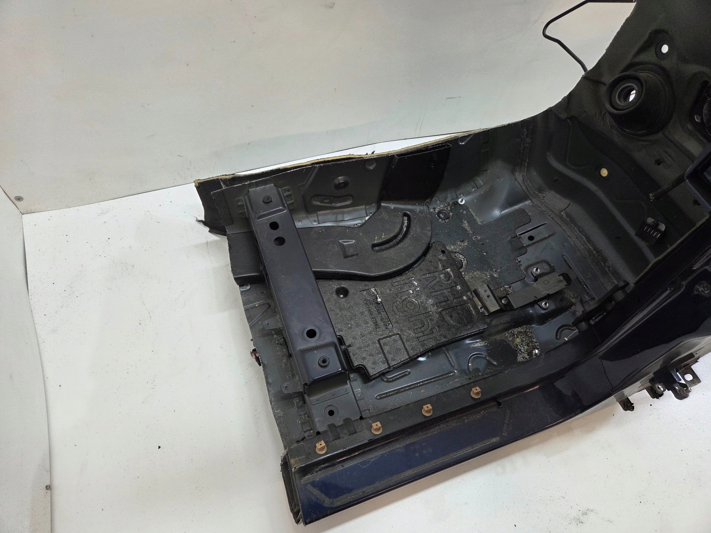 quarter right front BMW X3 F25 A76/5