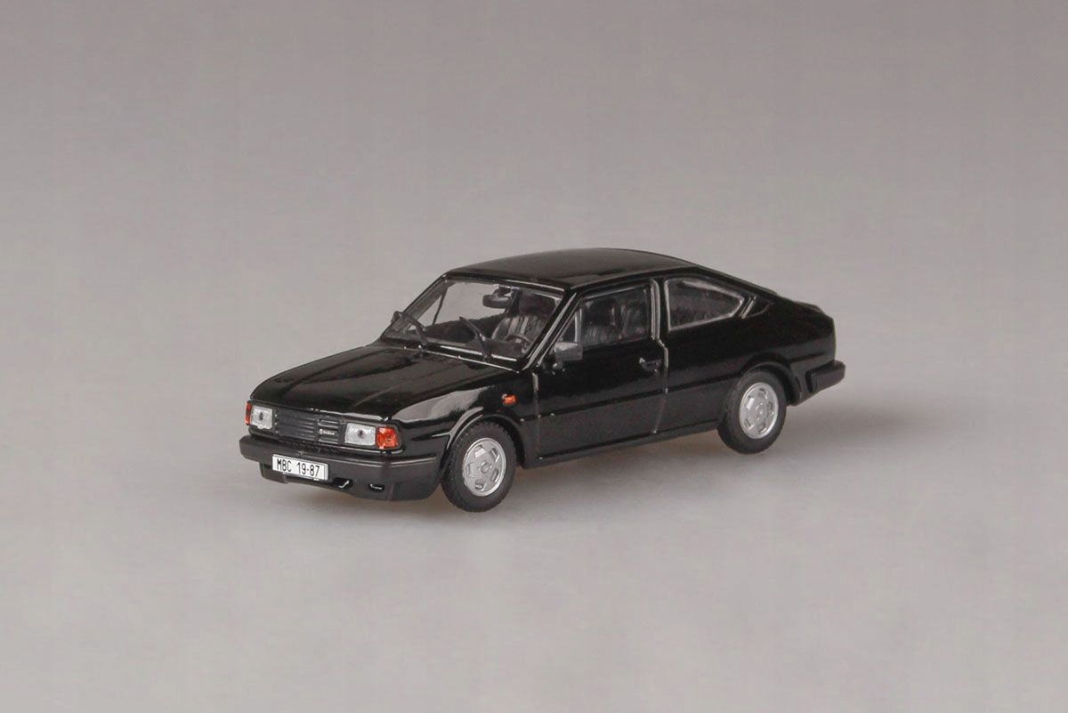 Abrex Škoda Rapid 136 (1987) 1:43 Černá