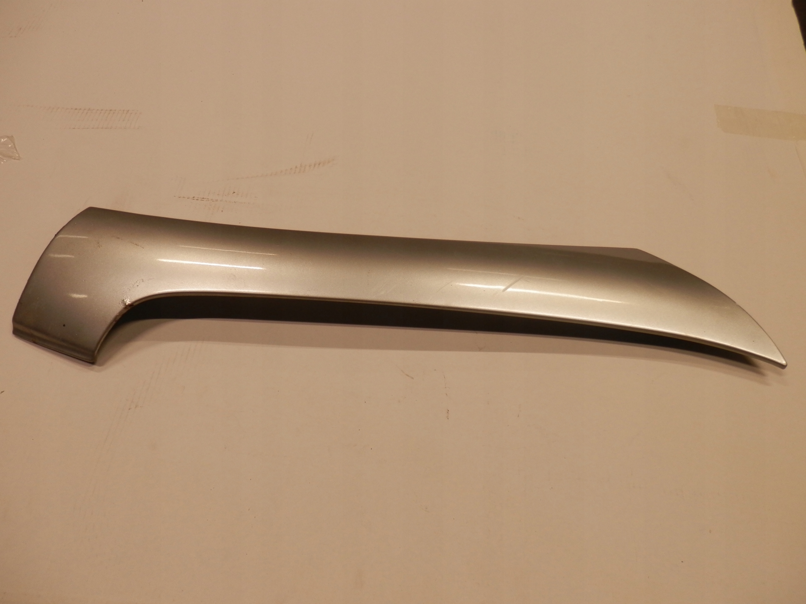 LEXUS SC430 II 01G LISTWA SLUPKA PRZEDNIEJ SZYBY