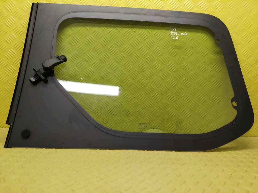 CITROEN BERLINGO III window bodywork left rear part