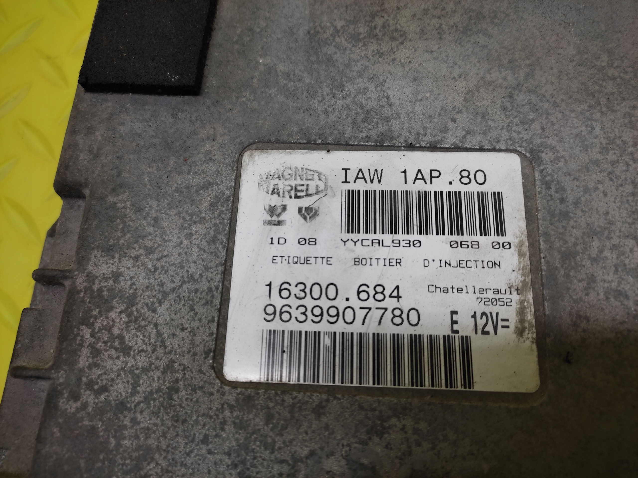 PEUGEOT 206 control unit of the engine 9639907780