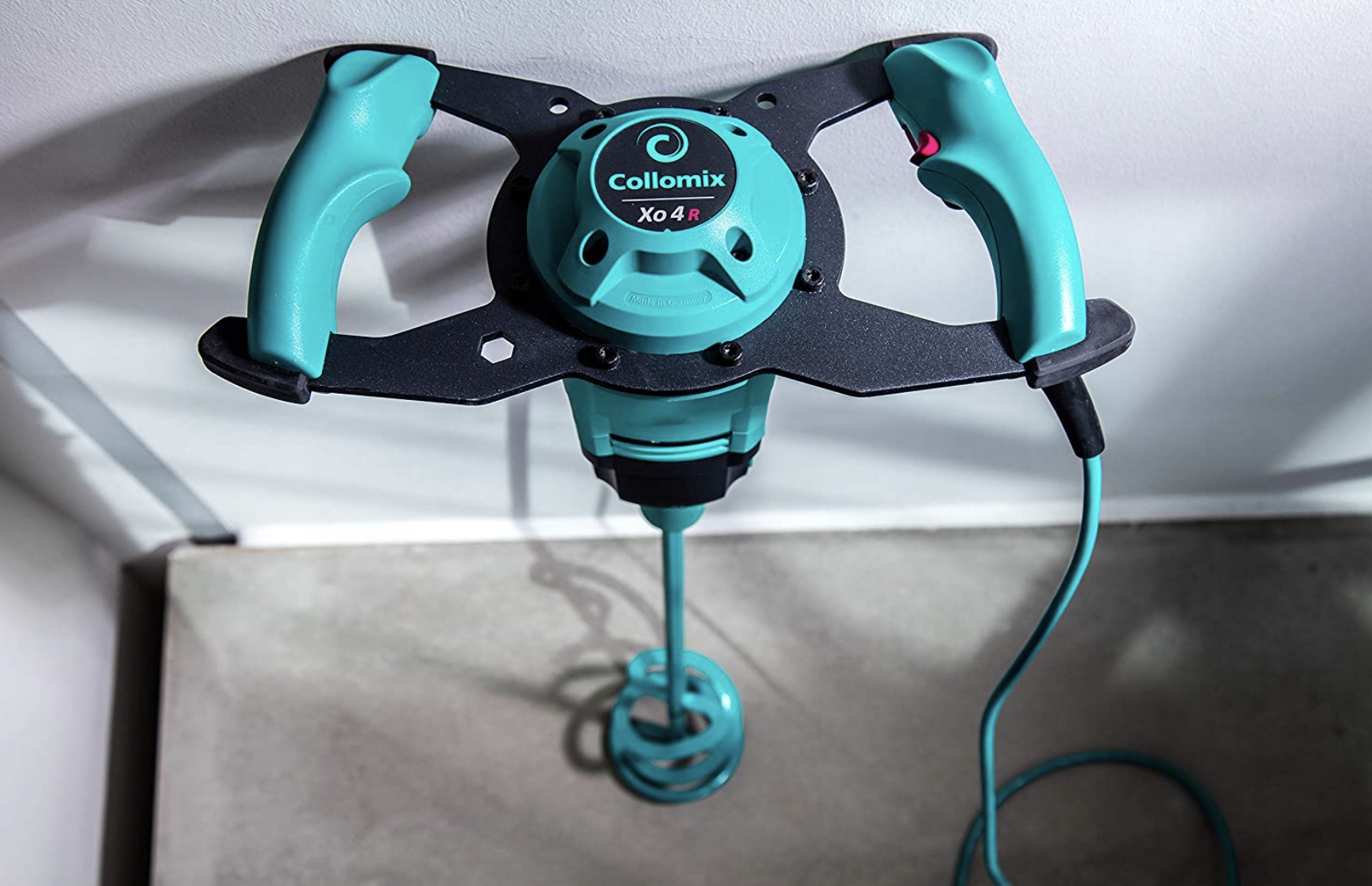 COLLOMIX MIESZARKA RĘCZNA Xo4R HF + MIESZADŁO MK14 Maksymalna liczba obrotów - II bieg 590 RPM