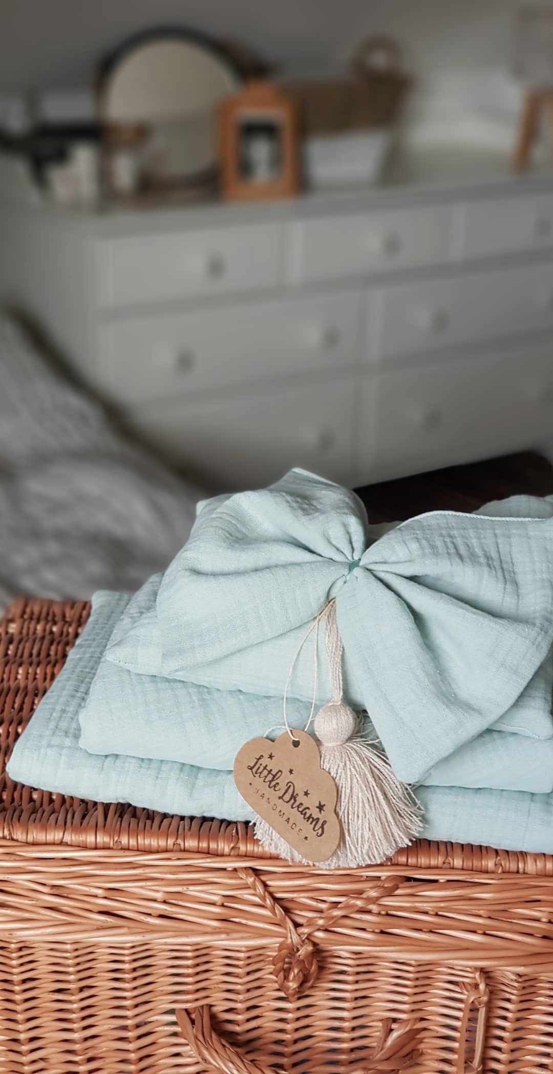 POŚCIEL MUŚLINOWA DLA LALEK DO WÓZKA JASNA MIĘTA Marka inna