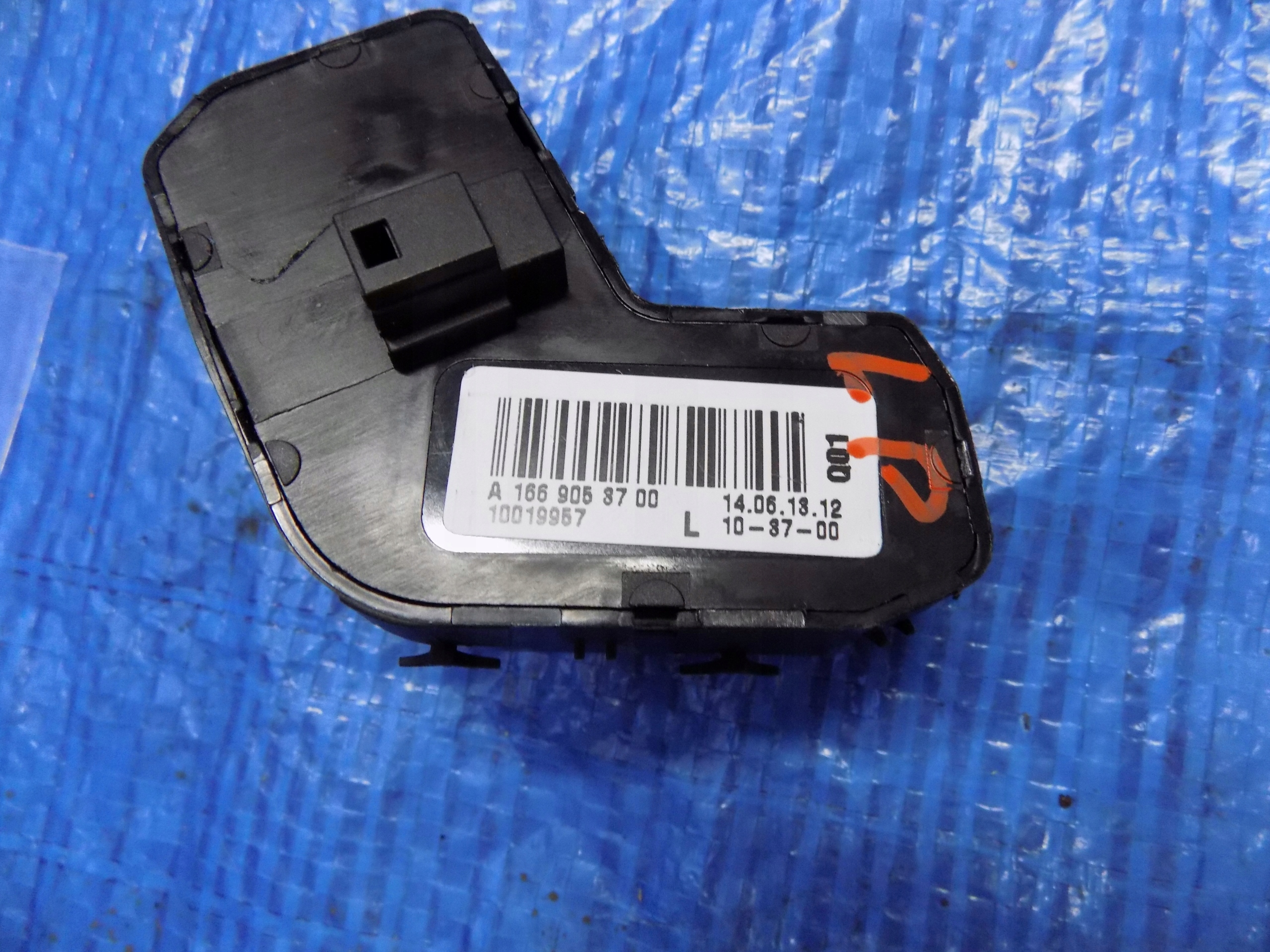 switch seat left front MERCEDES ML W166 13R