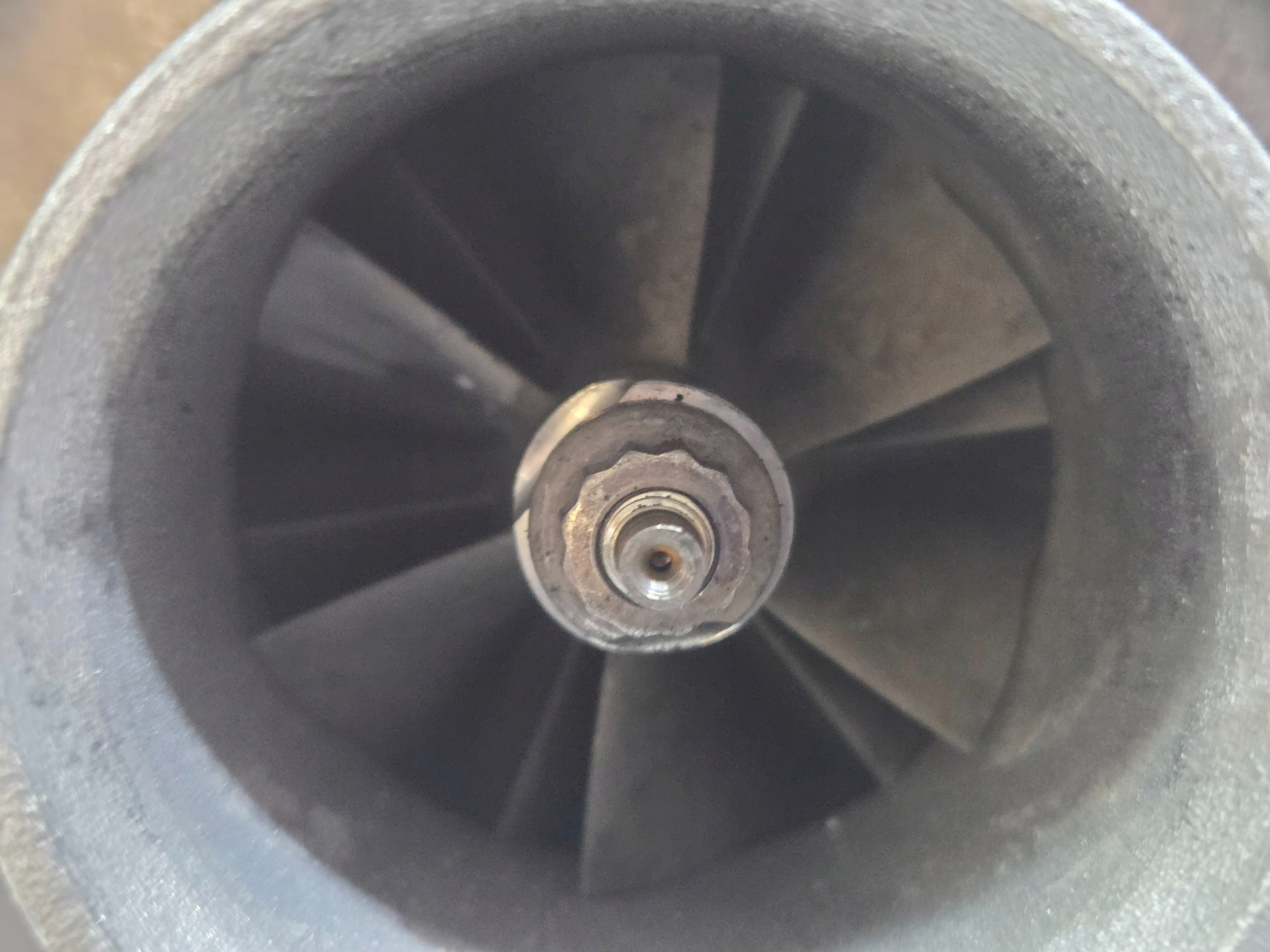 TURBINA BMW E60 E61 3.0 D 758351