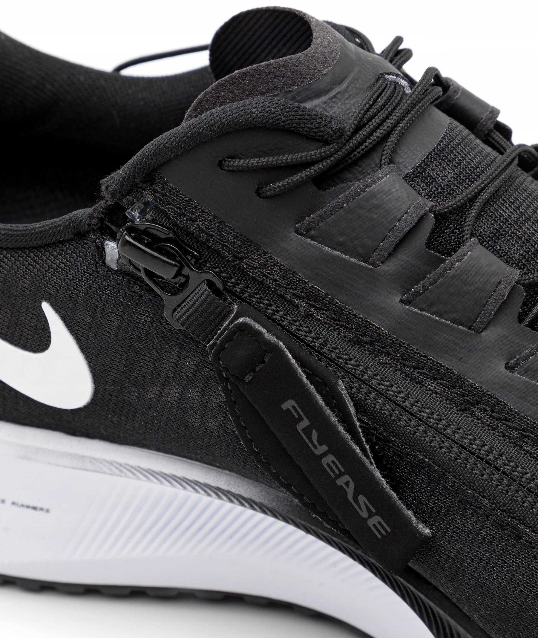 Buty NIKE AIR ZOOM PEGASUS 37 FLYEASE 4E buty 47,5 Model Nike Air Zoom Pegasus 37 FLYEASE 4E