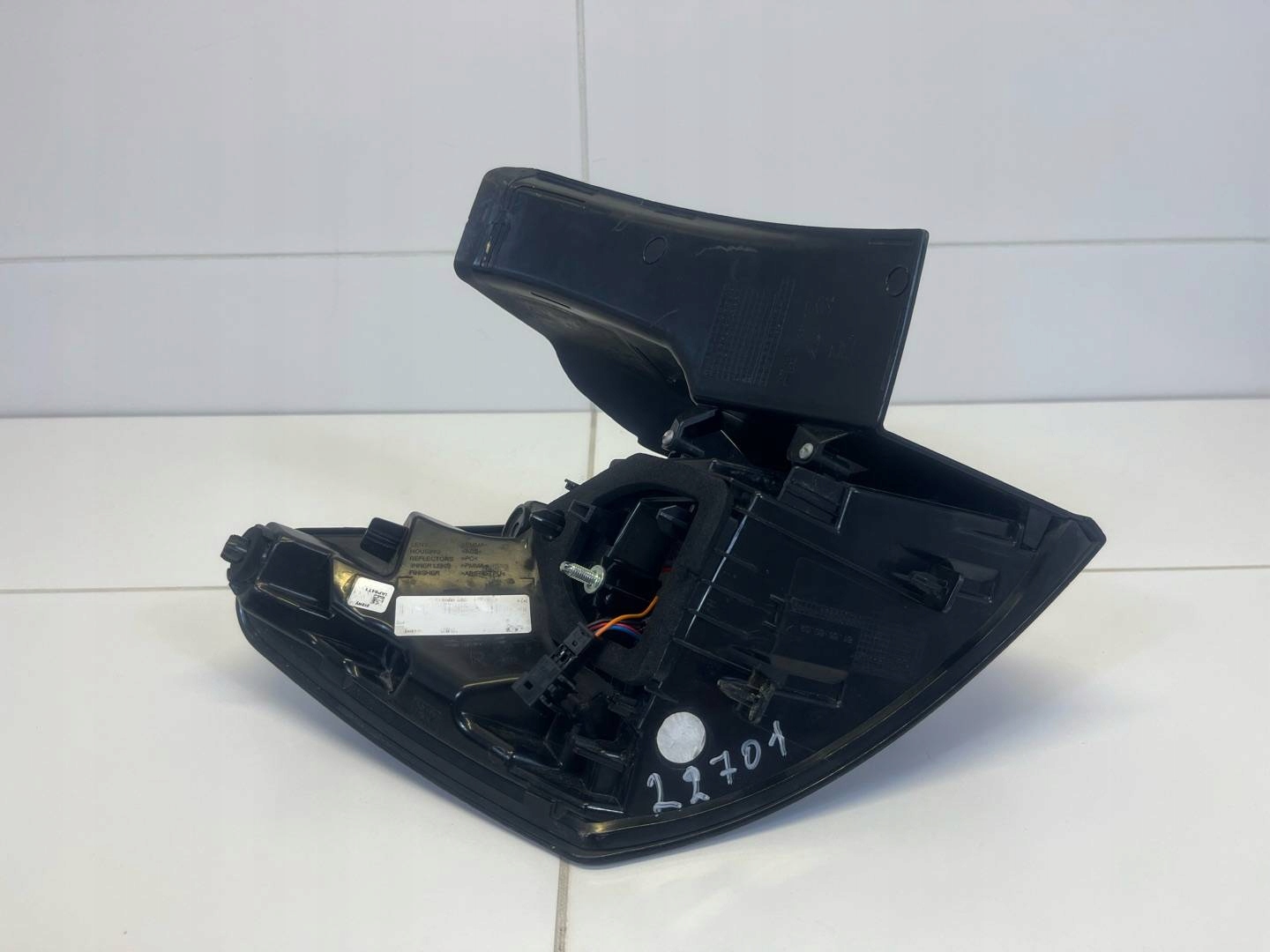 light rear right side Peugeot 3008 2 2019 P8481550201