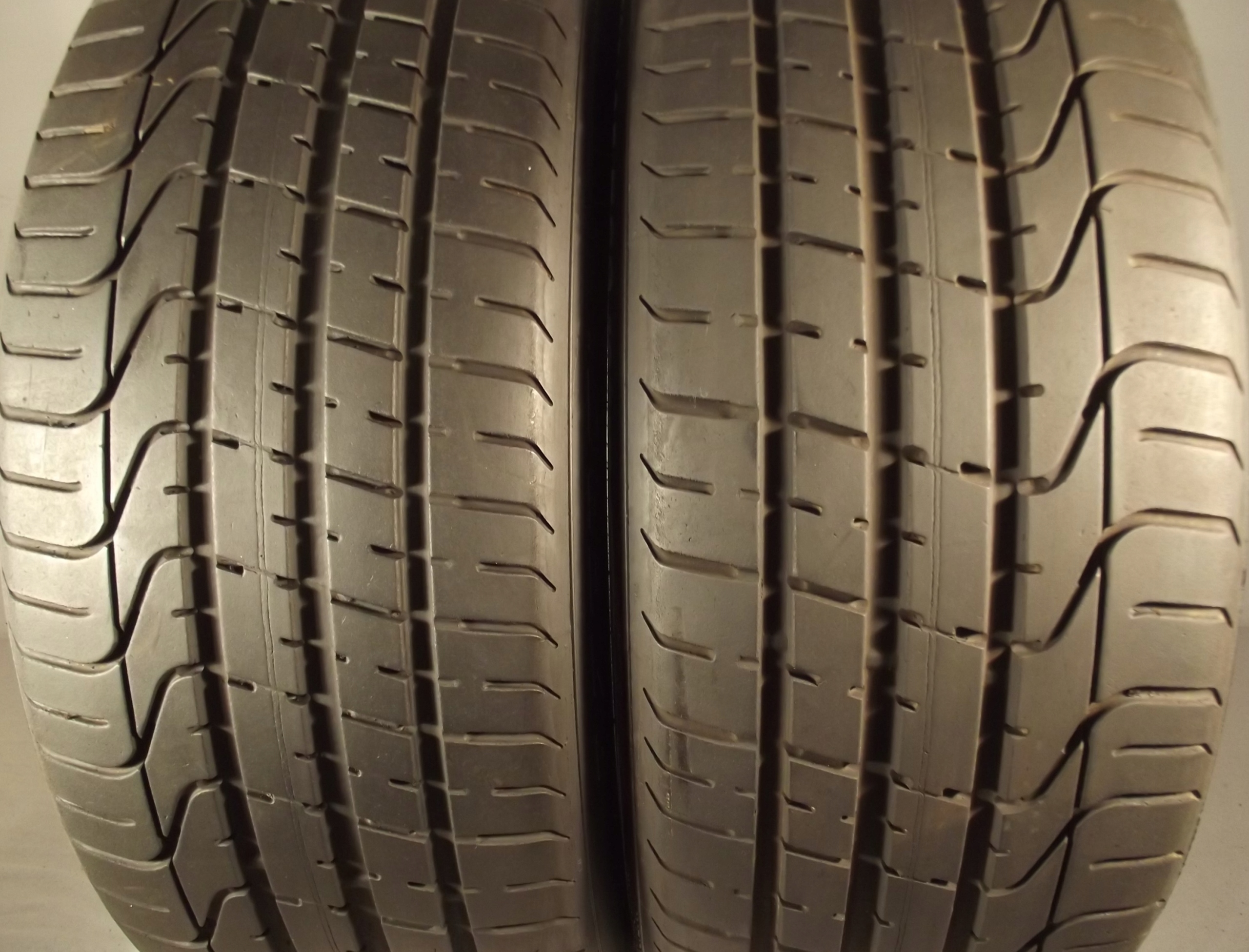 Opony lato 235 45R20 100W PIRELLI P Zero MO 6 5mm Producent code 1767300