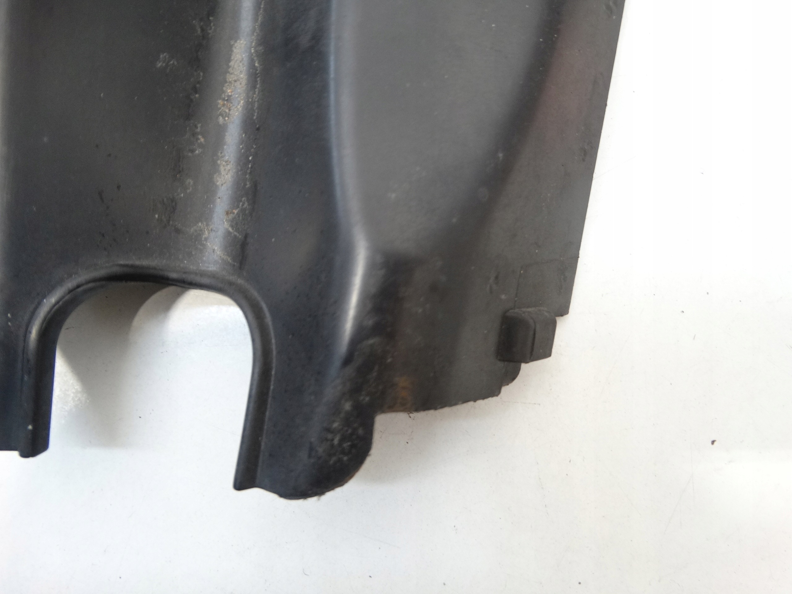 fedél oldalsó AKUMULATORA VOLKSWAGEN T5 T6 7H0915437