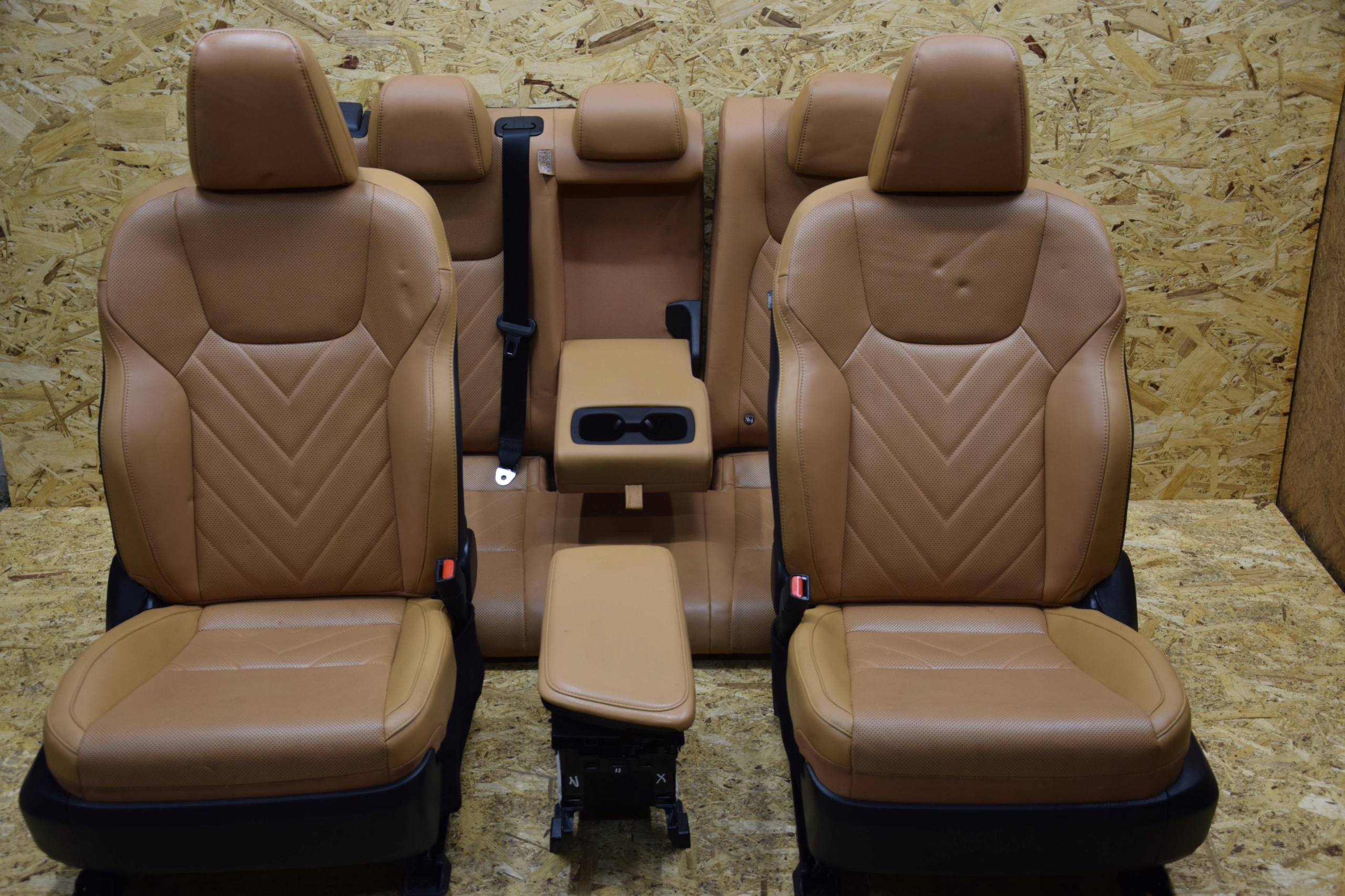 ИНТЕРЬЕР КРЕСЛО СИДЕНЬЯ ДИВАН LEXUS NX II 2 21-