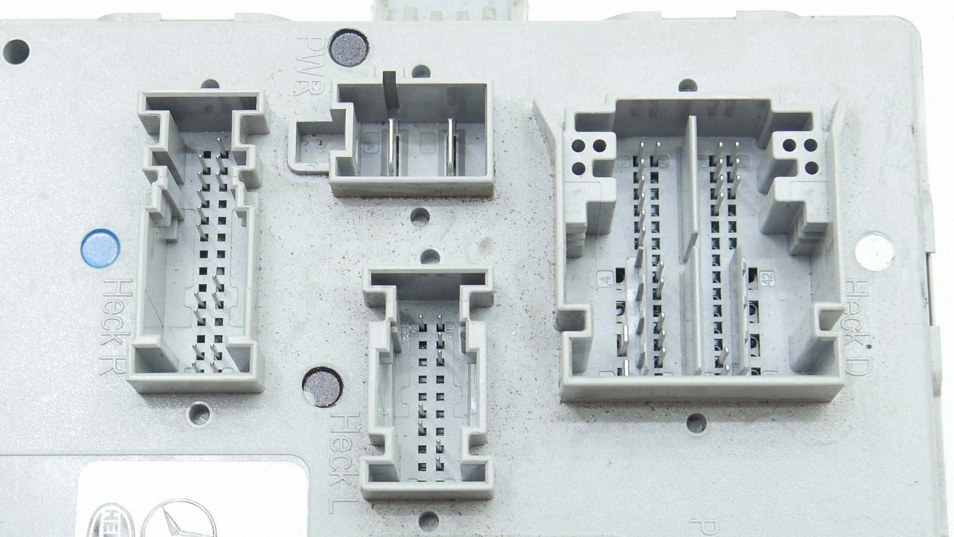 module control unit SAM MERCEDES S W222 A2229003905