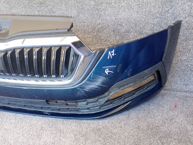 SKODA OCTAVIA IV Frontstoßstange vorne air luft