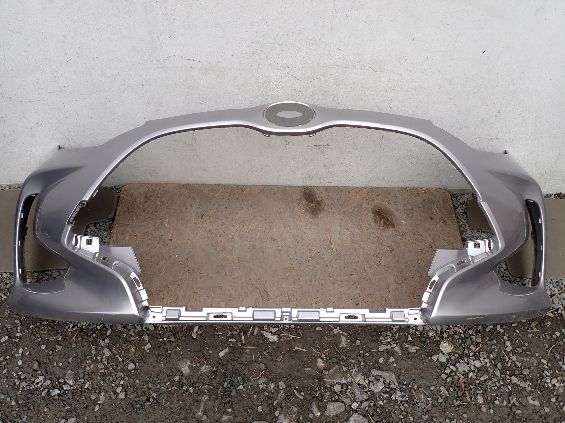 bumper front front TOYOTA YARIS 4 IV P21 2020