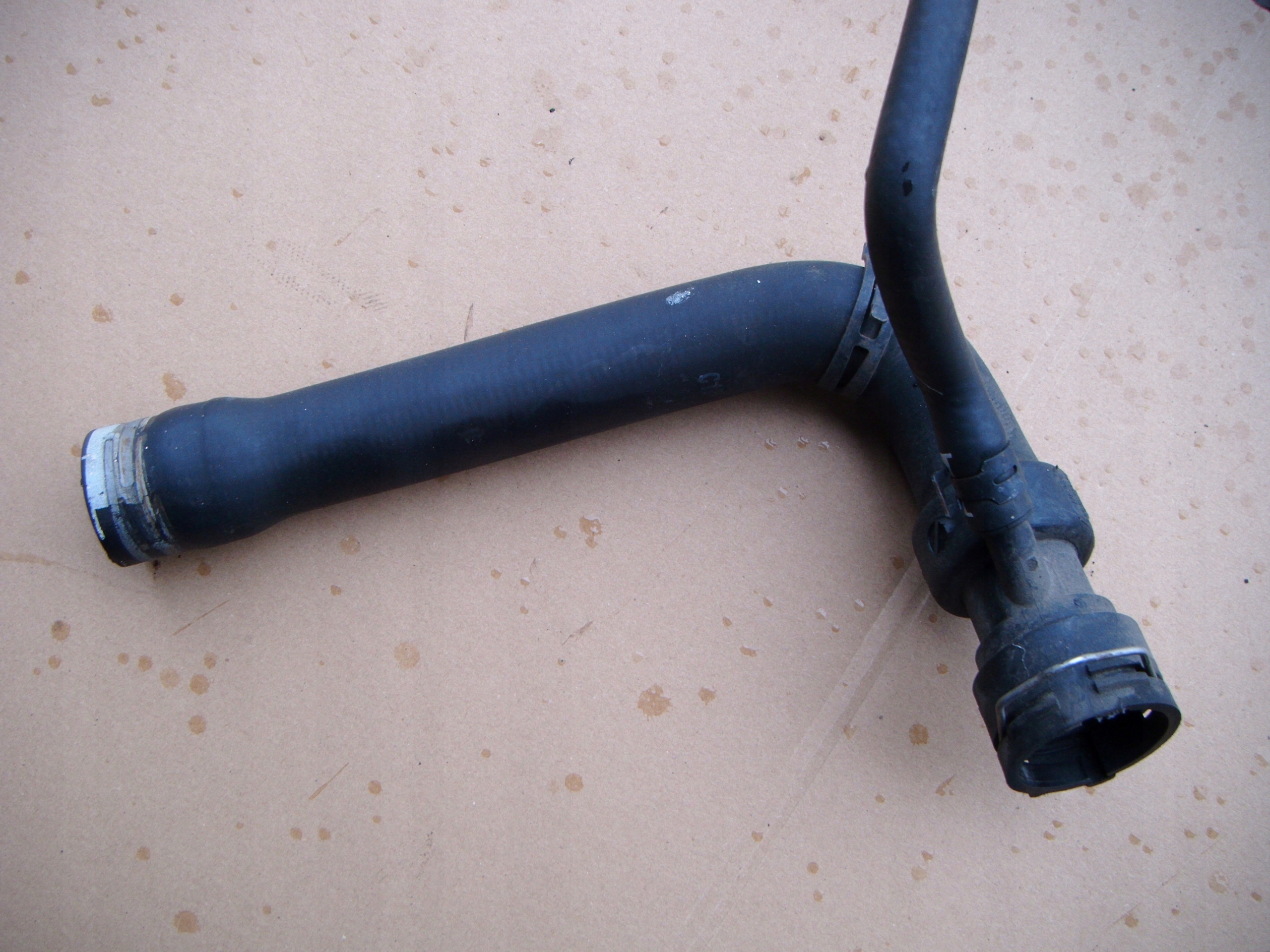 SEAT EXEO 08- 1.8T WĄŻ CHŁODNICY ZŁĄCZE