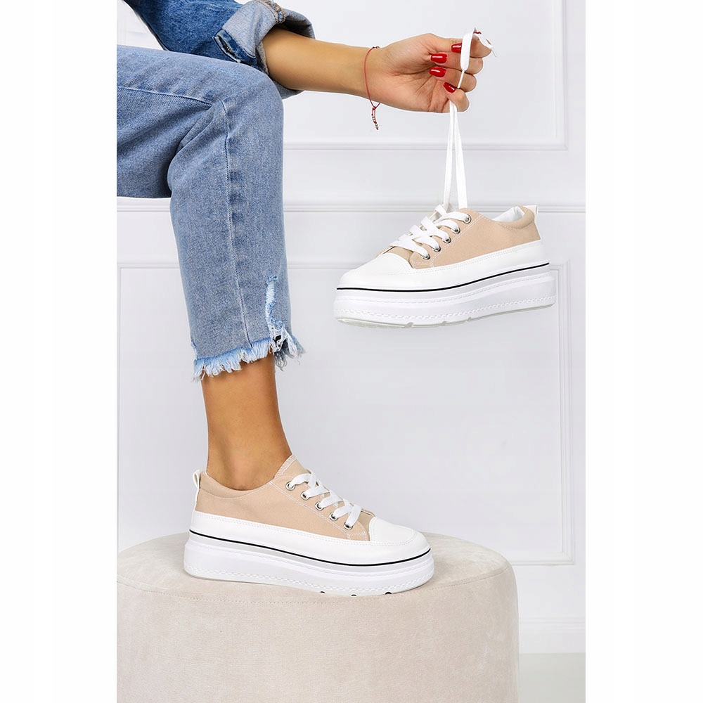 CREEPERSY LEKKIE BUTY SPORTOWE NA PLATFORMIE r 39 Cechy dodatkowe brak