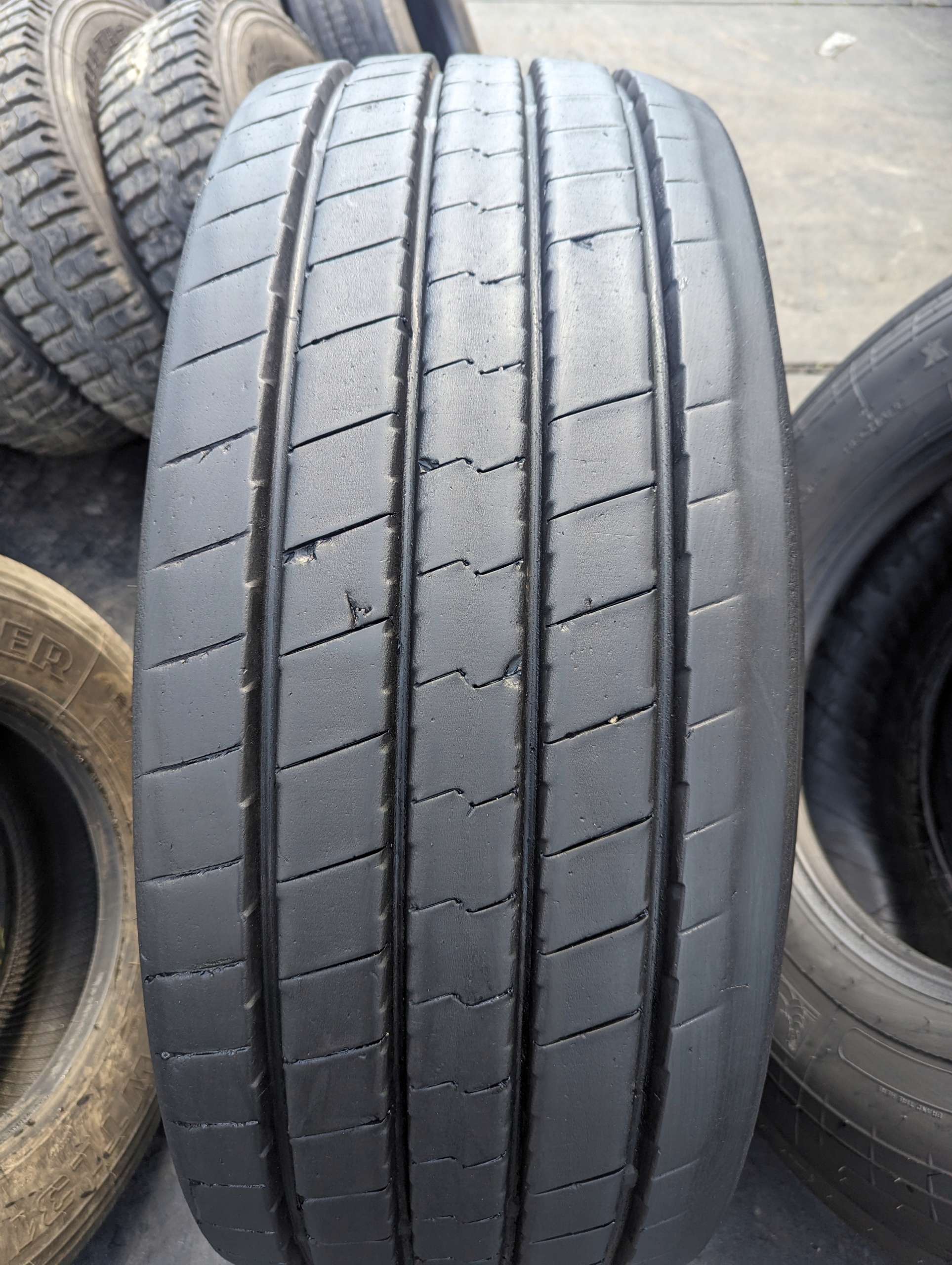 385/65R22.5 Dunlop SP247 naczepa