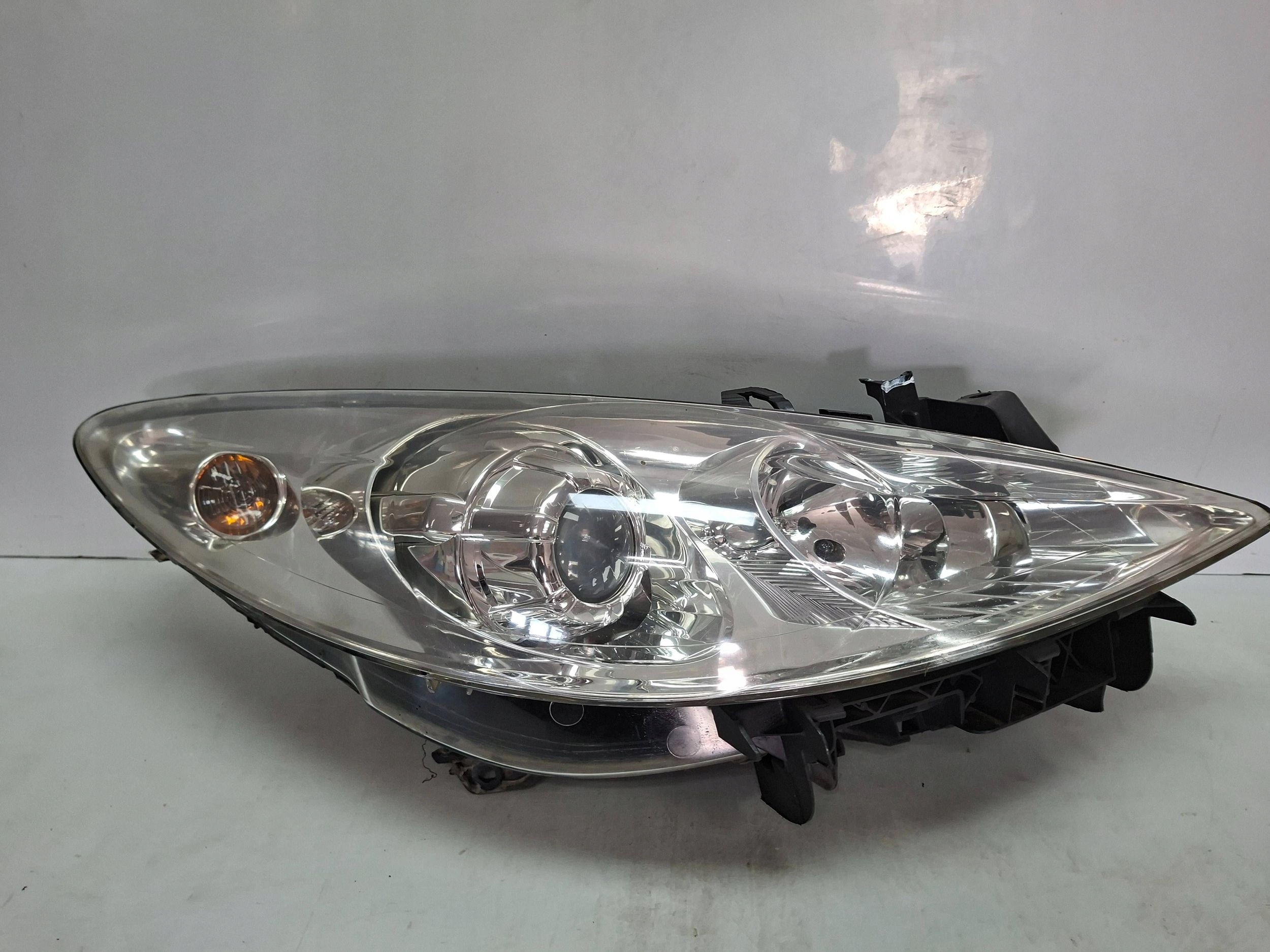 light front right 9681832280 PEUGEOT 307 LIFT 2005
