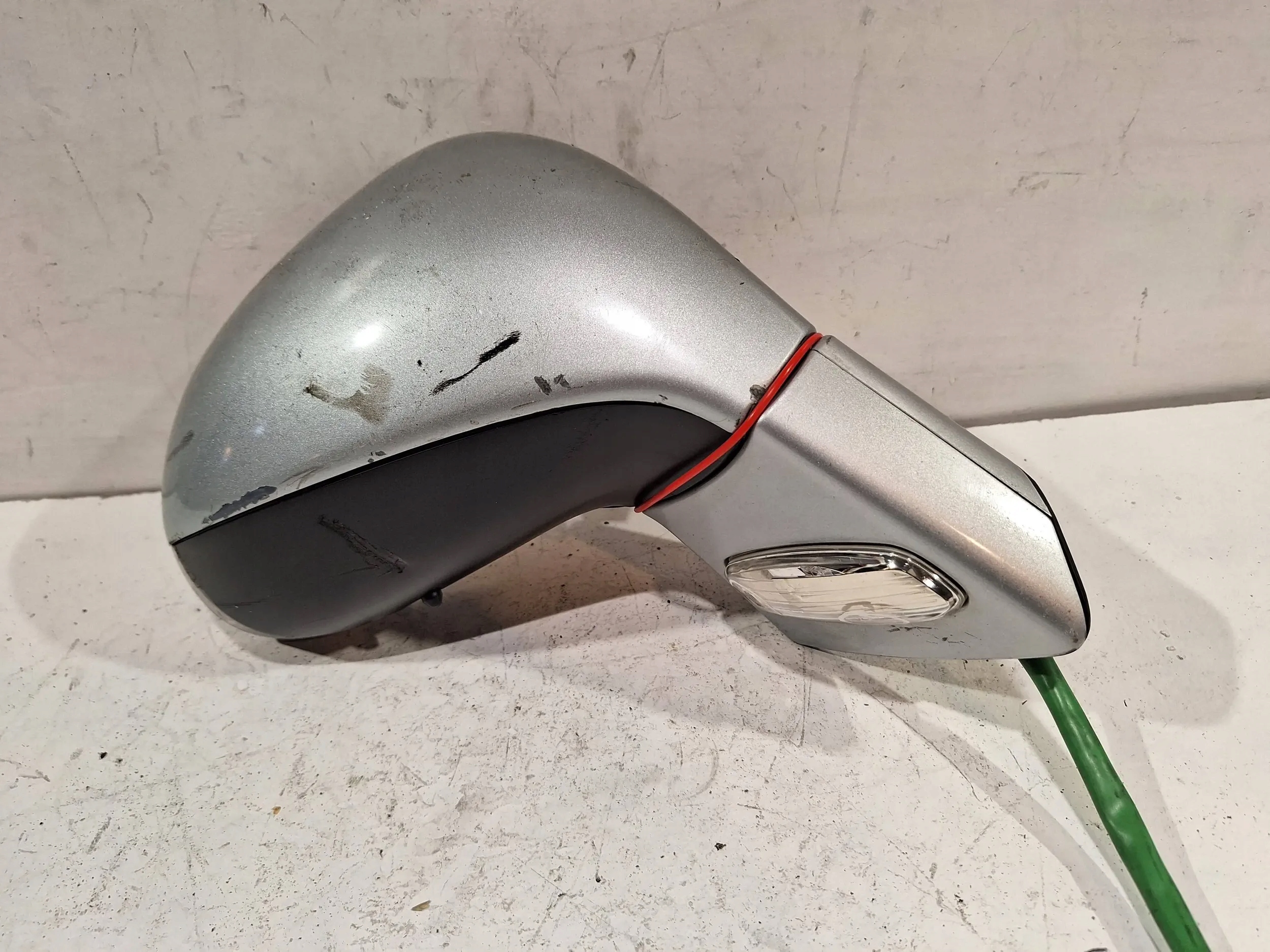 SPECCHIETTO RETROVISORE ESTERNE DESTRO PEUGEOT 308 E 07- EU 8 PIN