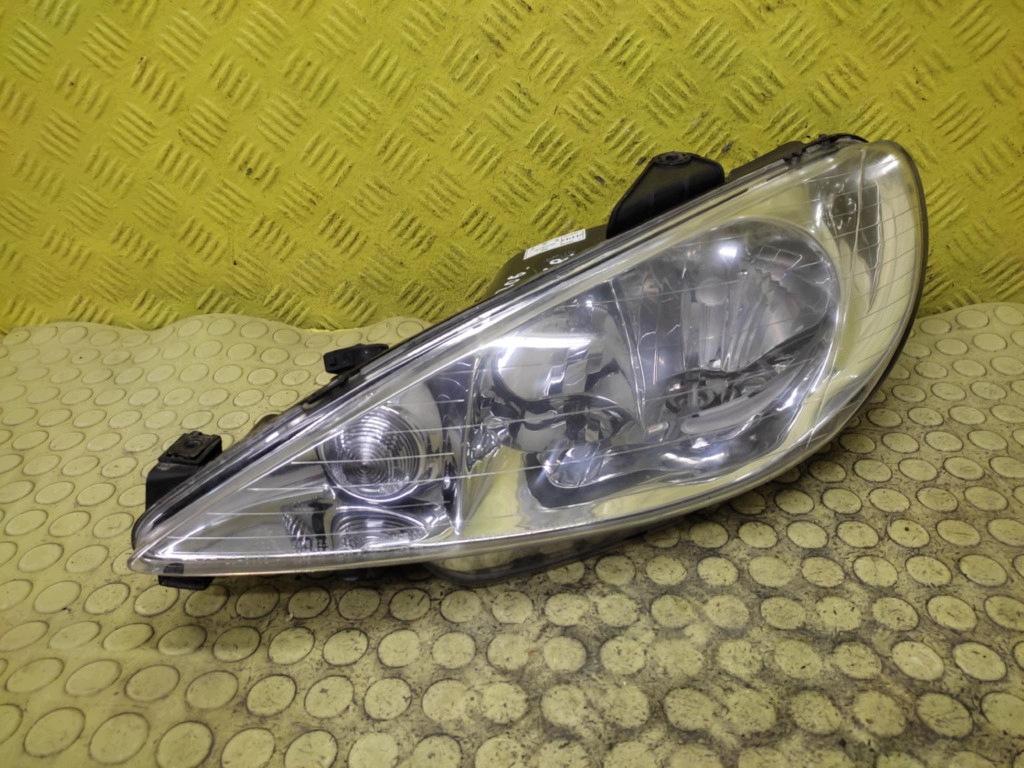 PEUGEOT 206 REFLEKTOR light left front