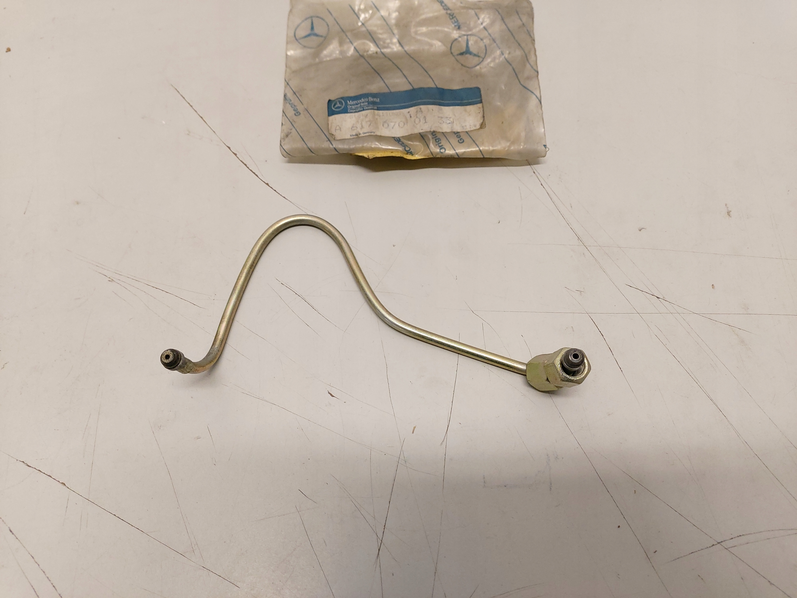 MERCEDES W115 OM617 шланг впрыска A6170700133